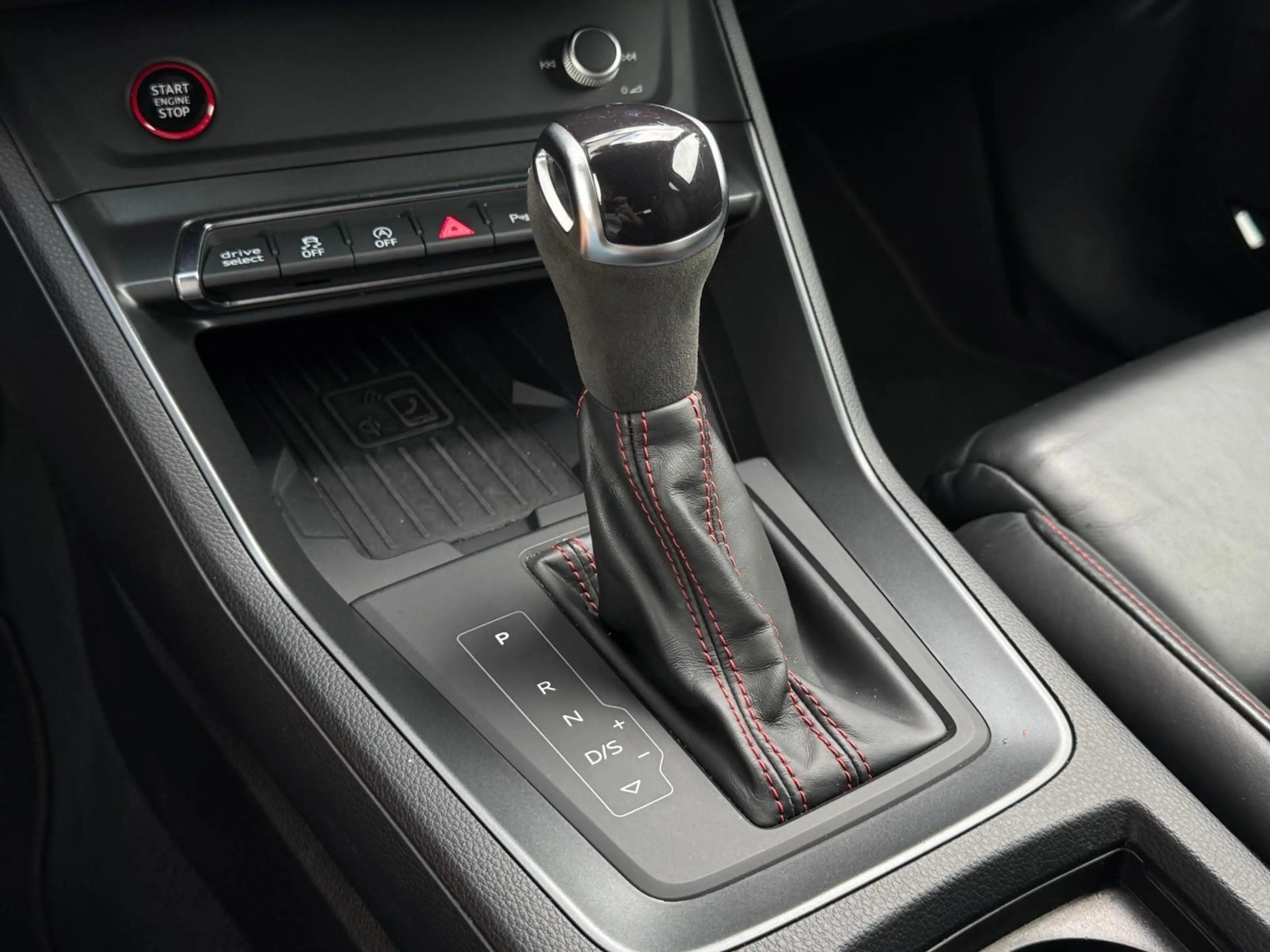 Audi RS Q3 RS Q3 2.5 TFSI | RS Geruit Leder | Panorama | Viru — photo 27