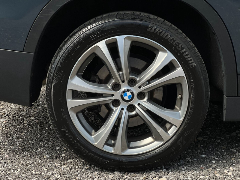 BMW X1 xDrive25d Sport Line - Keyless - Navi - Kamera - — photo 9
