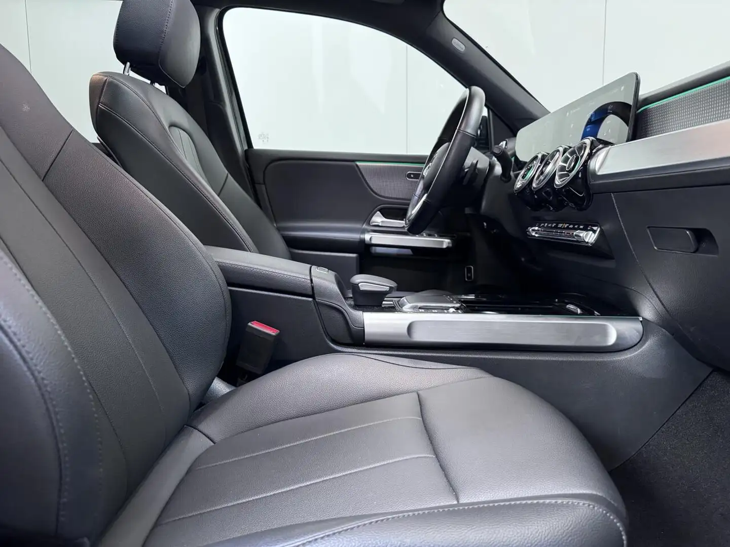 Mercedes-Benz GLB 200 Benzine Autom. 7 pl - Led-Pano - 49 000 KM! Top... Nero - 2