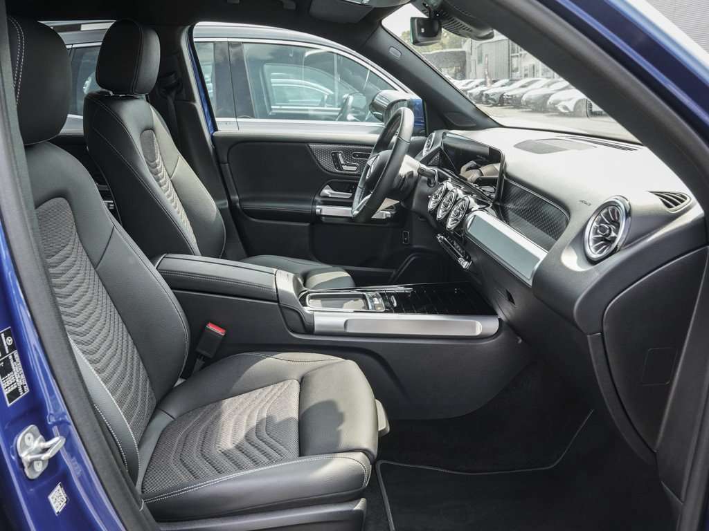 Mercedes-Benz GLB 250