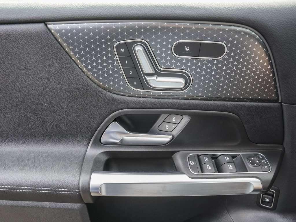 Mercedes-Benz GLB 250