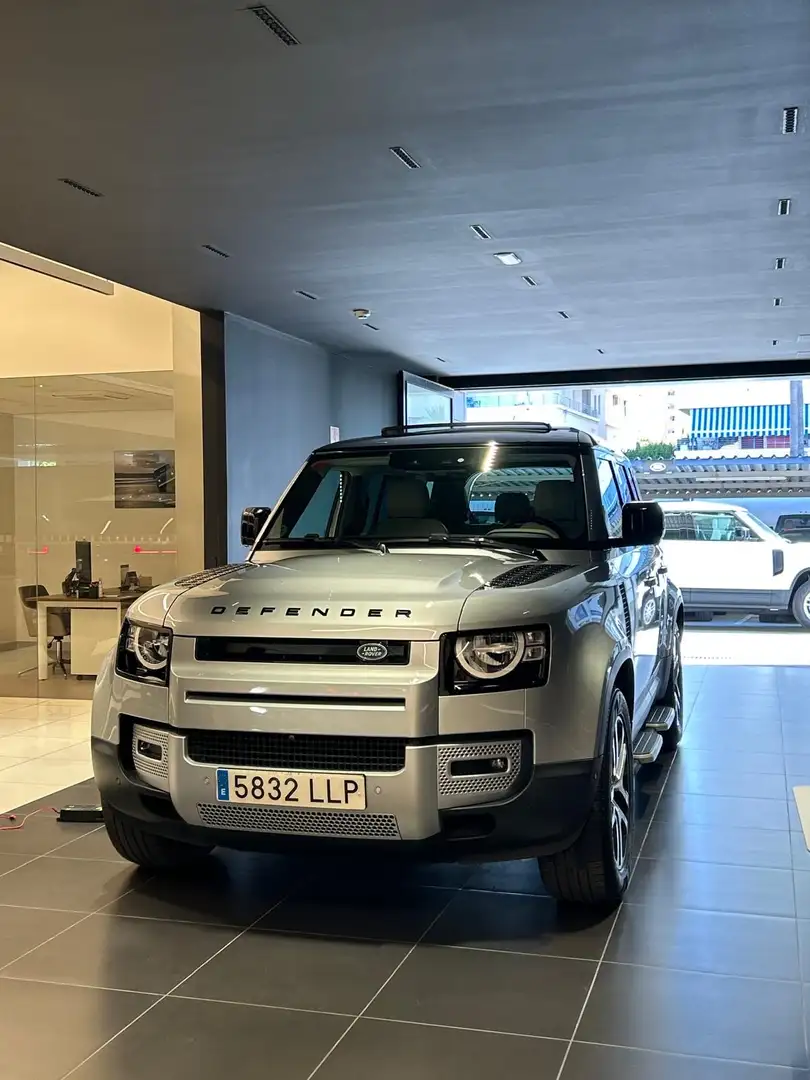 Land Rover Defender 110 2.0D SD4 First Edition AWD Aut. 240 - 2