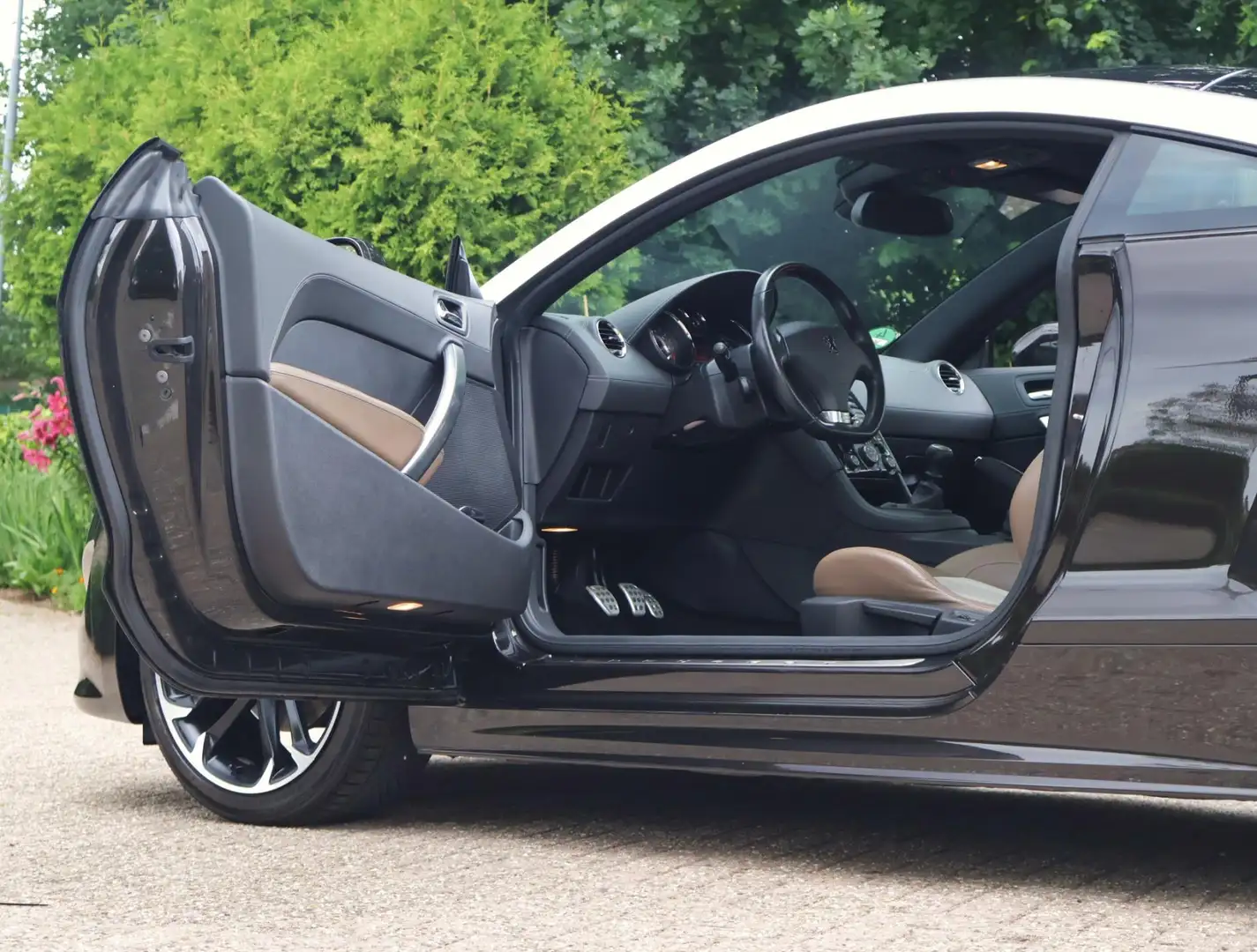 Peugeot RCZ 1.6 THP Brownstone Bruin - 2