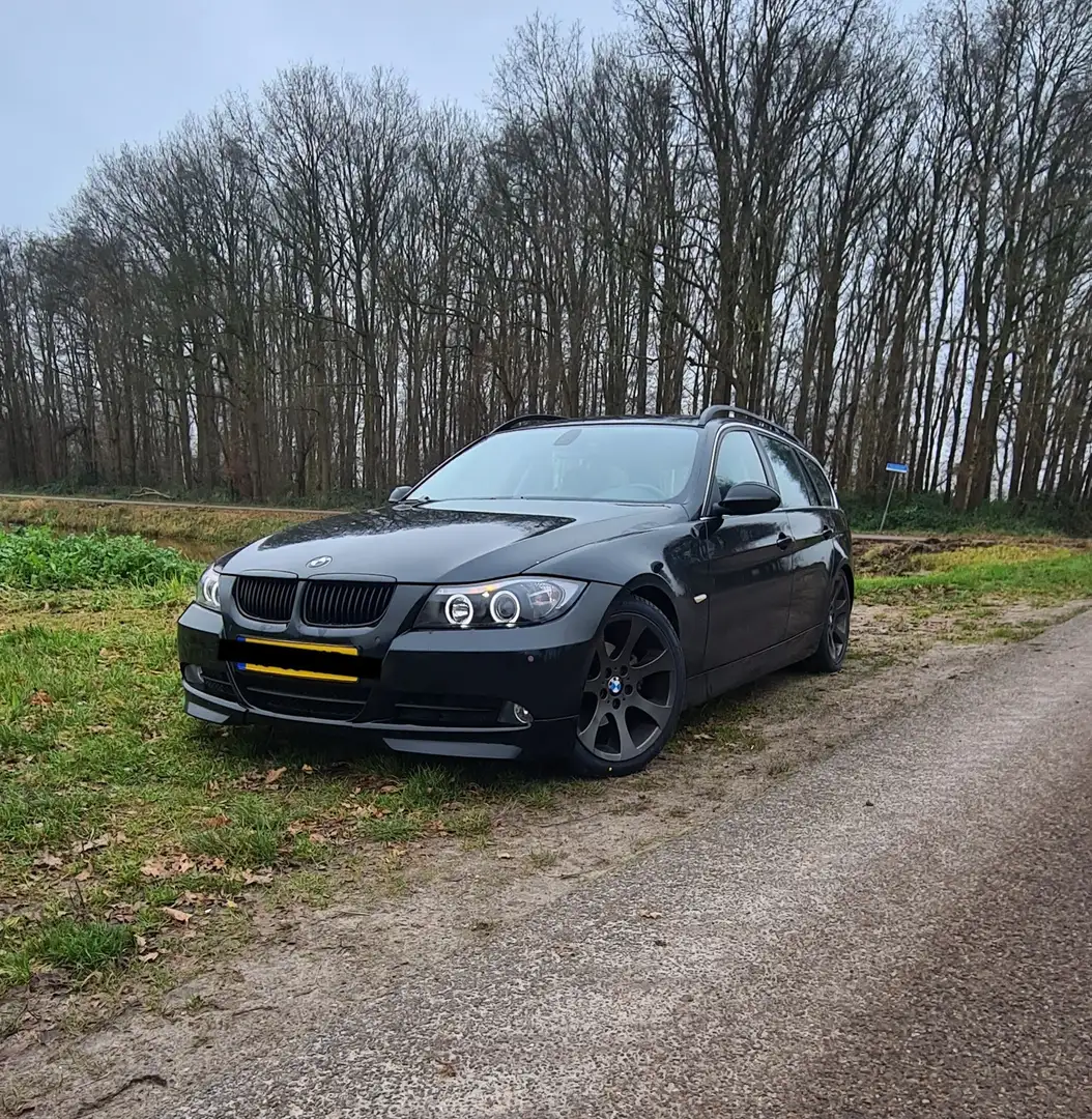 BMW 325 325i Touring Zwart - 1
