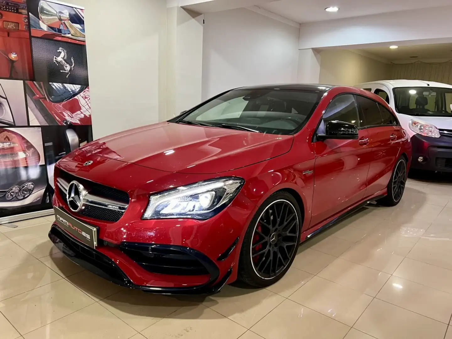 Mercedes-Benz CLA 45 AMG Shooting Brake 4Matic 7G-DCT Rosso - 1