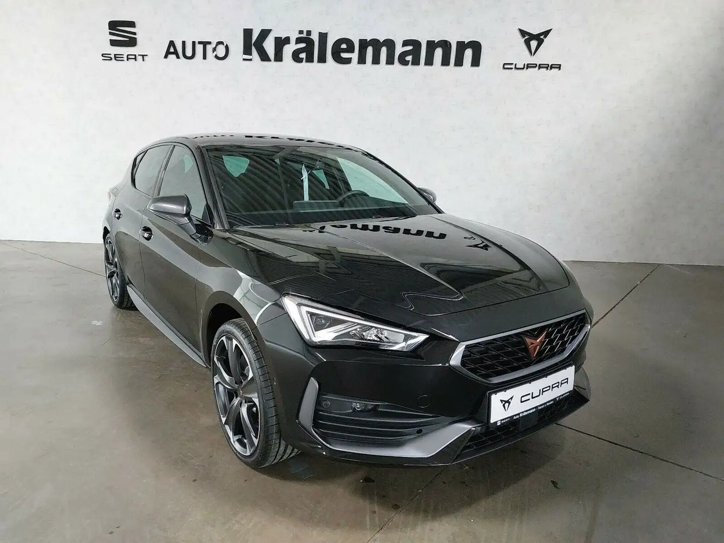 CUPRA Leon VZ e-Hybrid 6-Gang-DSG LED/NAVI/KESSY Schwarz - 1