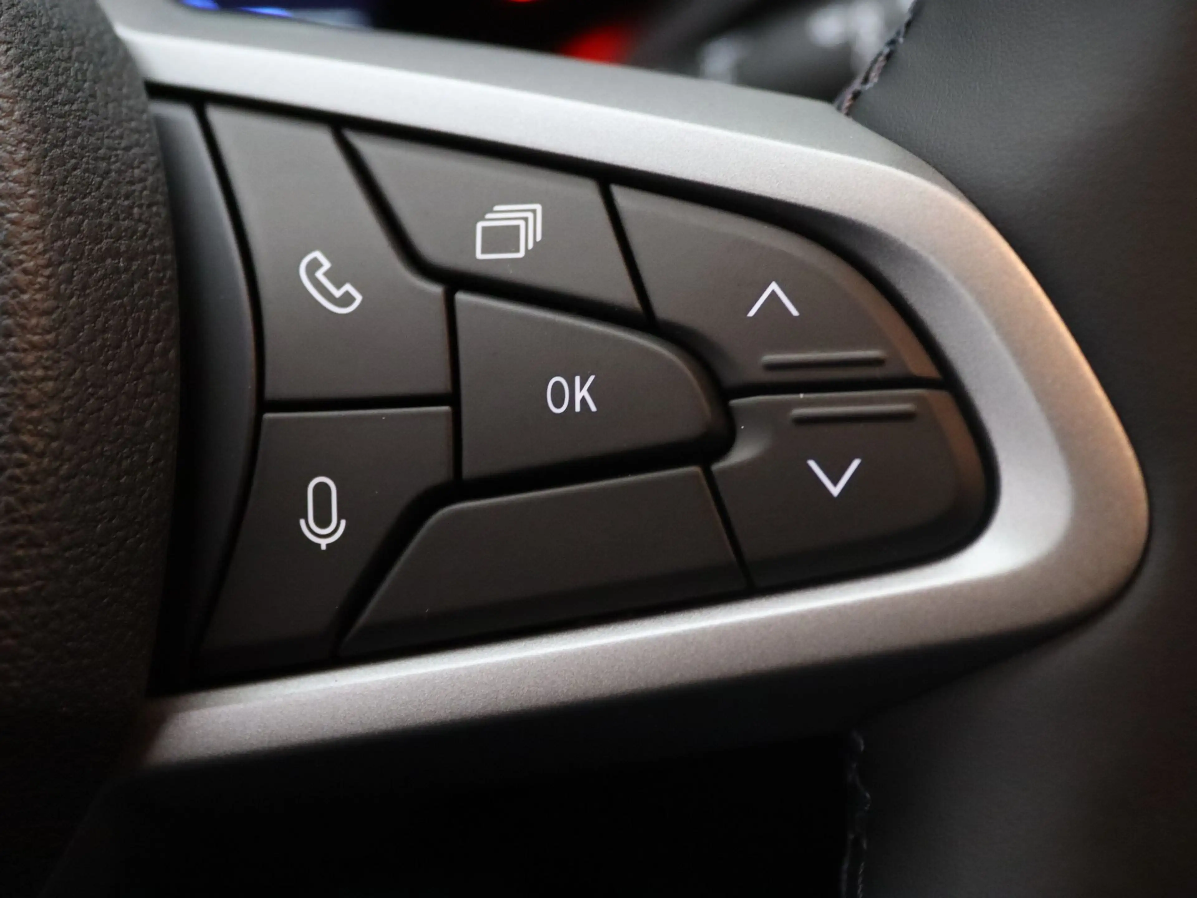 Dacia Duster 155pk hybrid limited edition Apple Carplay/Android — photo 13