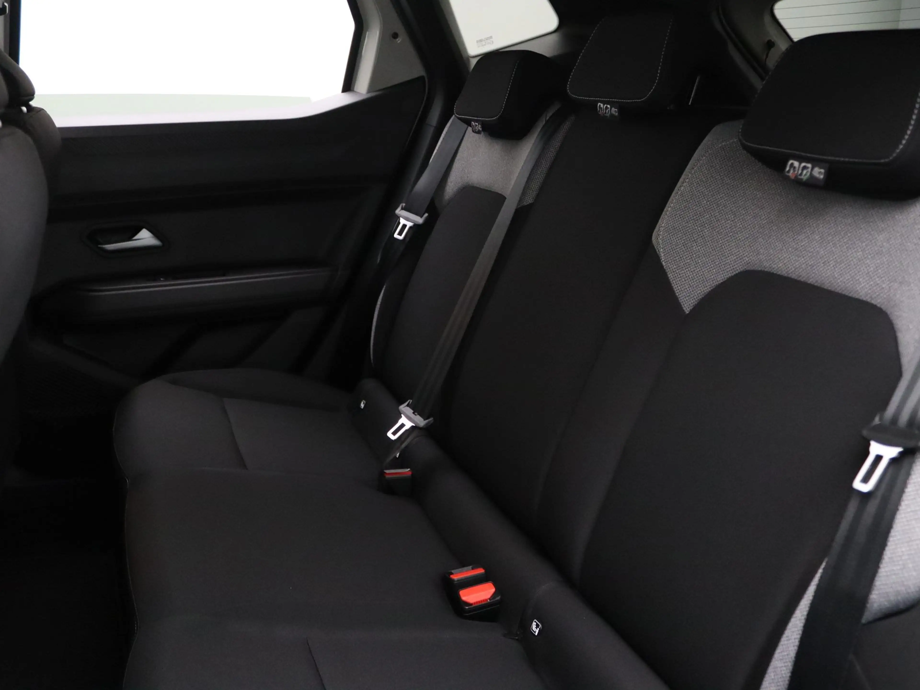 Dacia Duster 155pk hybrid limited edition Apple Carplay/Android — photo 28