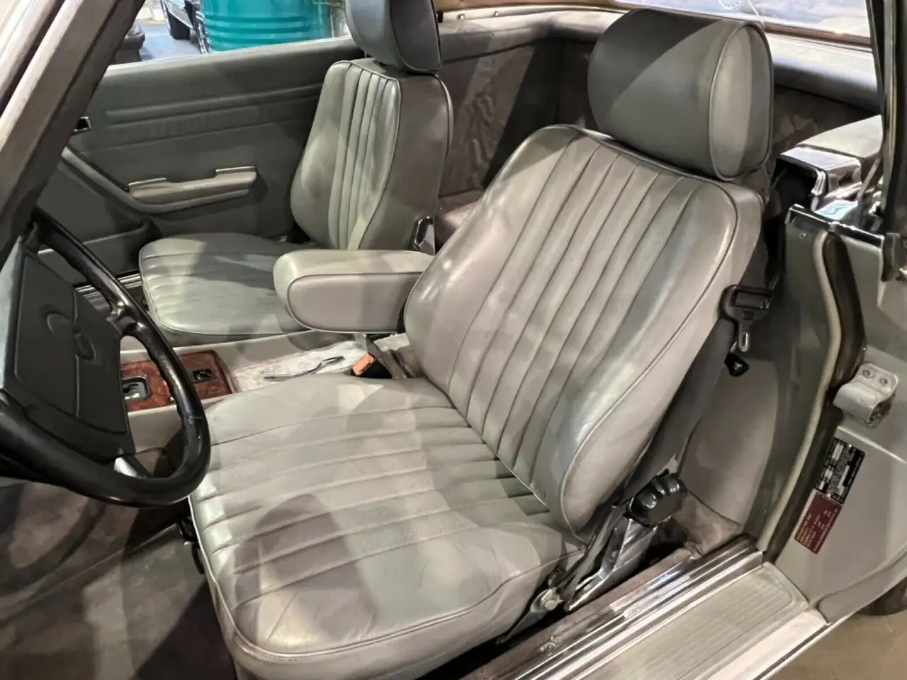 Mercedes-Benz SL 560, foto 9