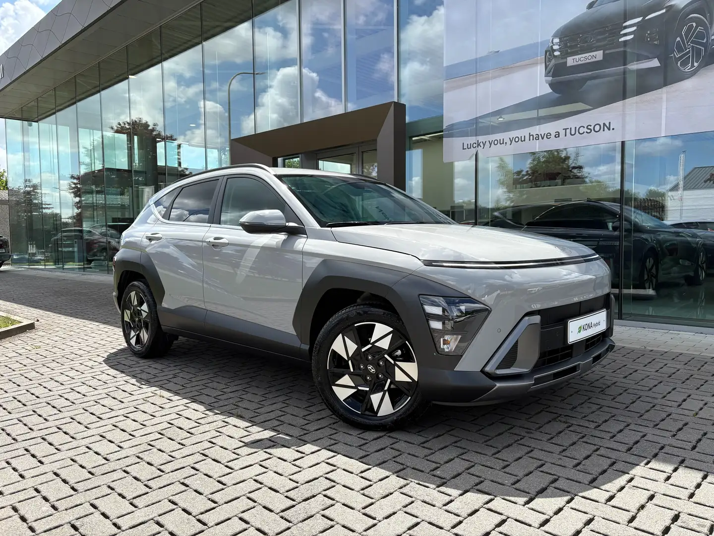 Hyundai KONA KONA 1.6 GDI DCT Hybrid Feel Gris - 1