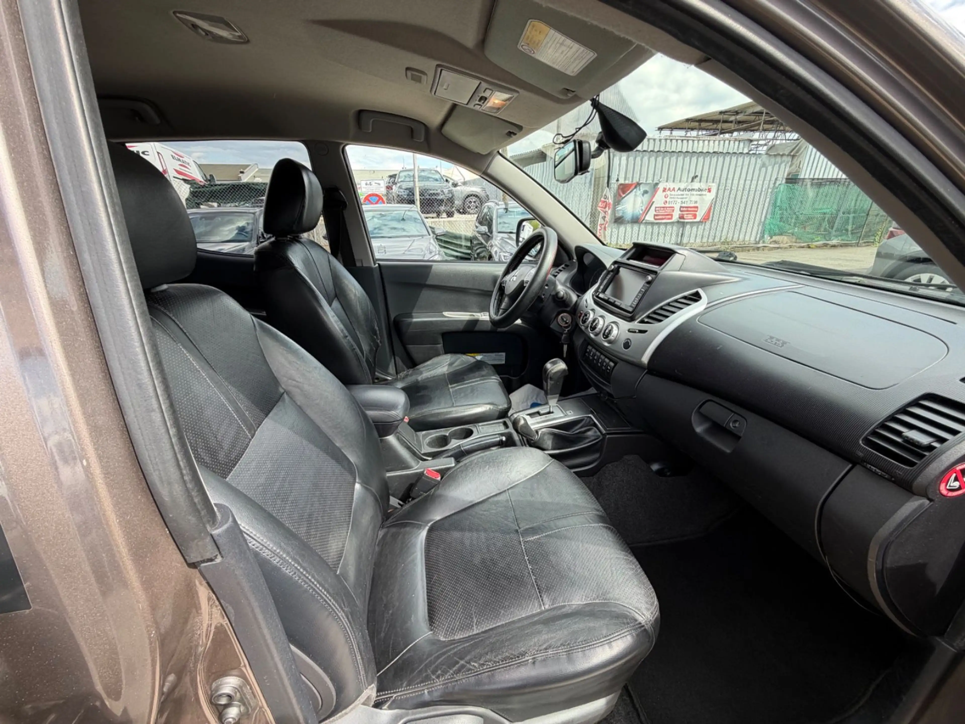Mitsubishi L200 Intense Doppelkabine 4WD Camping — photo 12