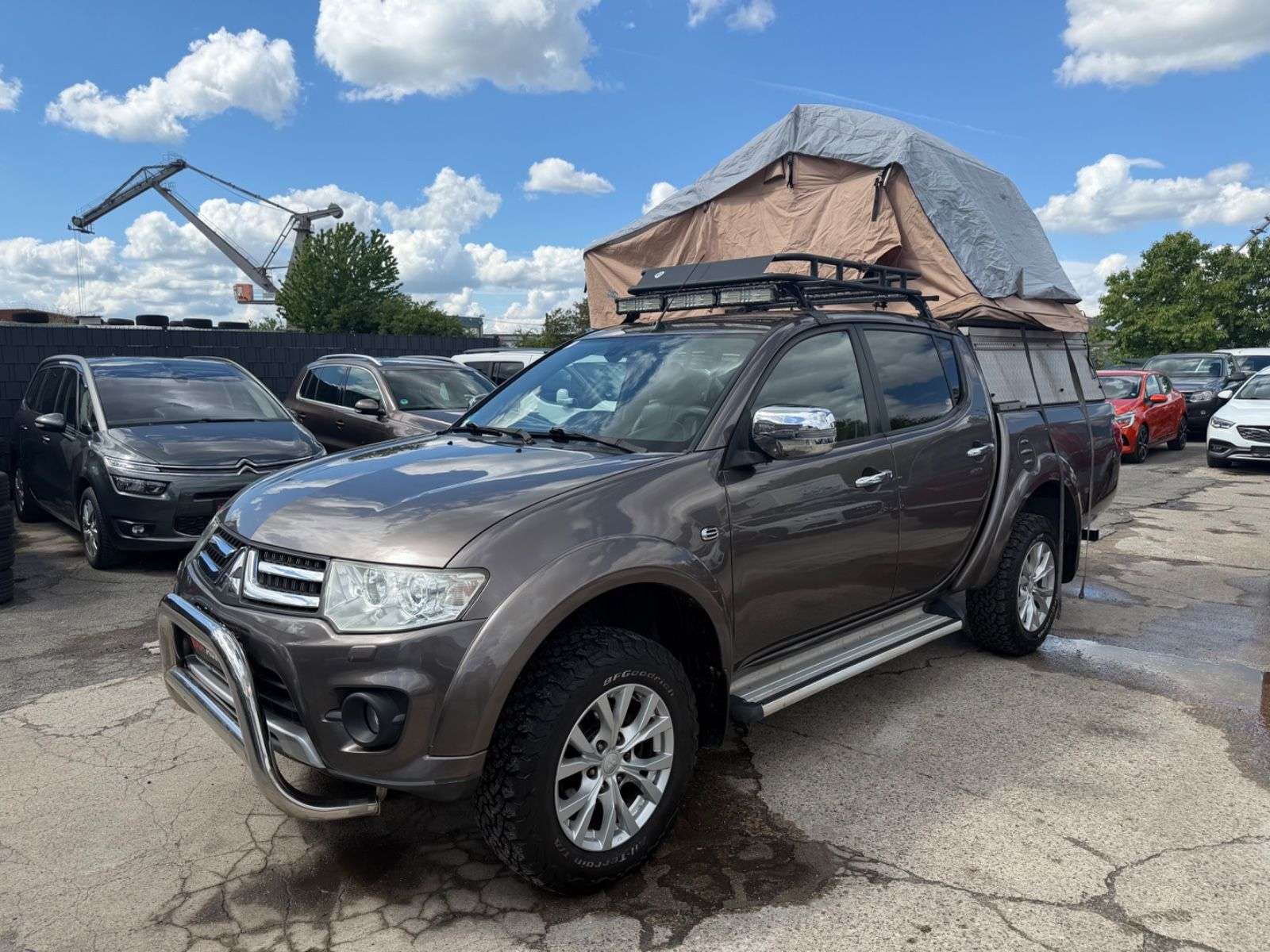 Mitsubishi L200