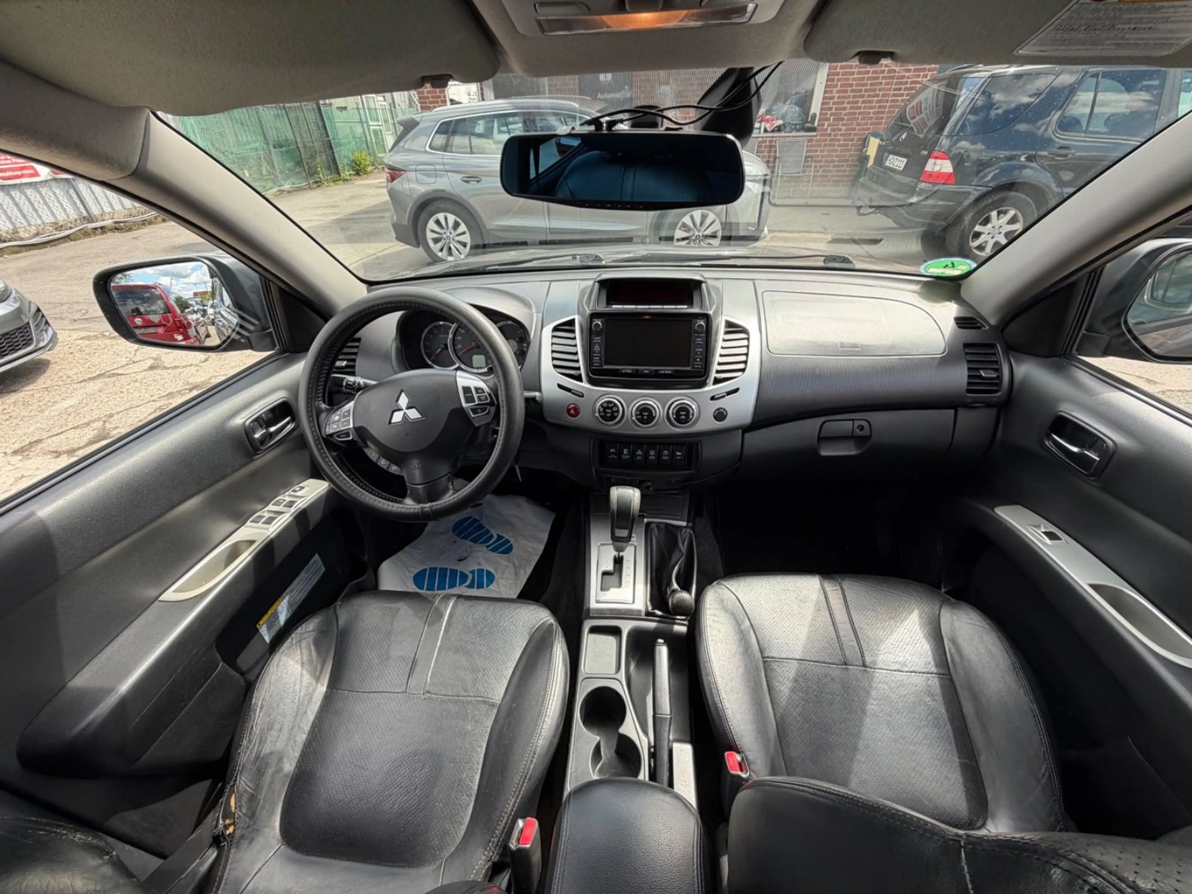 Mitsubishi L200 Intense Doppelkabine 4WD Camping — photo 11