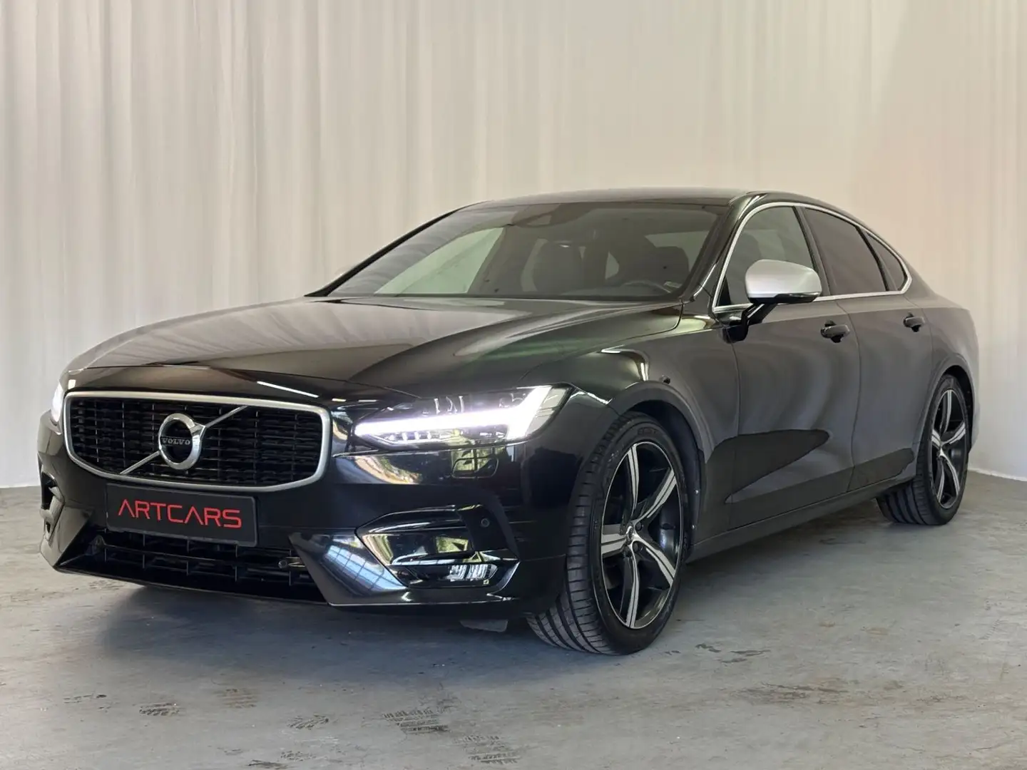 Volvo S90 D3 R Design ACC LED BLIS CAM Schwarz - 1