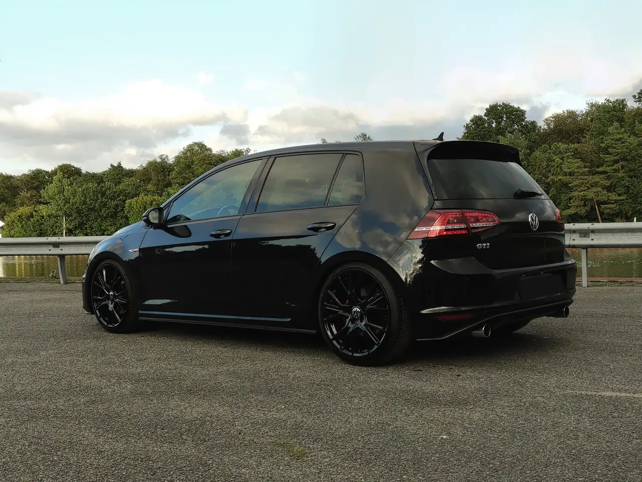 Volkswagen Golf GTI