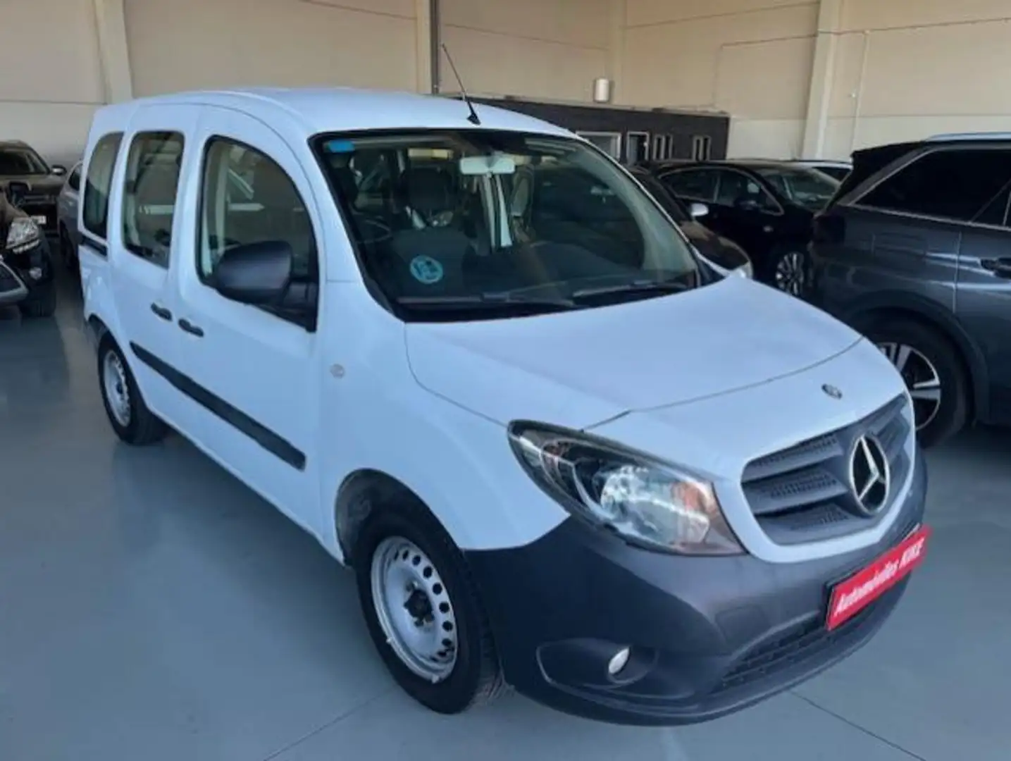 Mercedes-Benz Citan Monovolumen 90cv Manual de 5 Puertas Blanco - 2