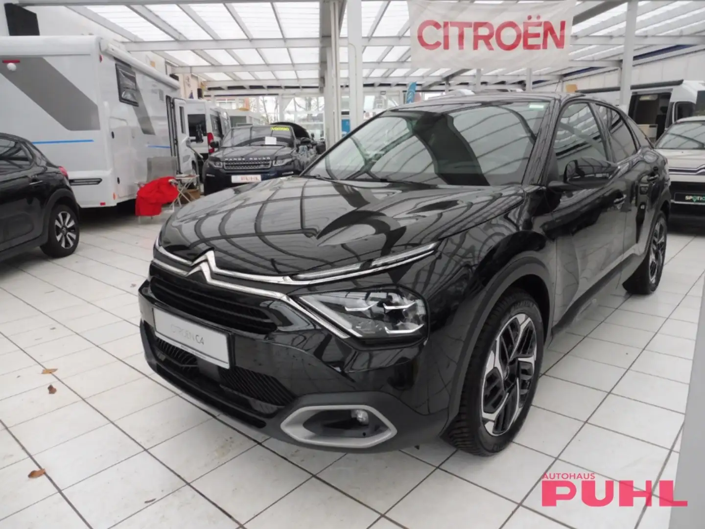 Citroen C4 Shine 1.2 .,360°Kamera, Navigation Apple CarPlay A Schwarz - 1