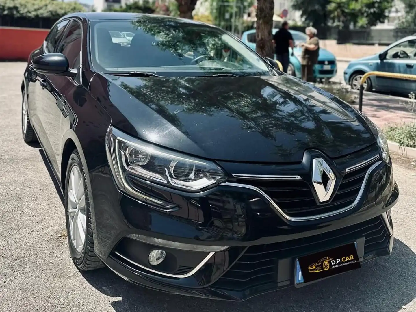Renault Megane Megane IV 1.5 blue dci Business 115cv edc my19 Nero - 1