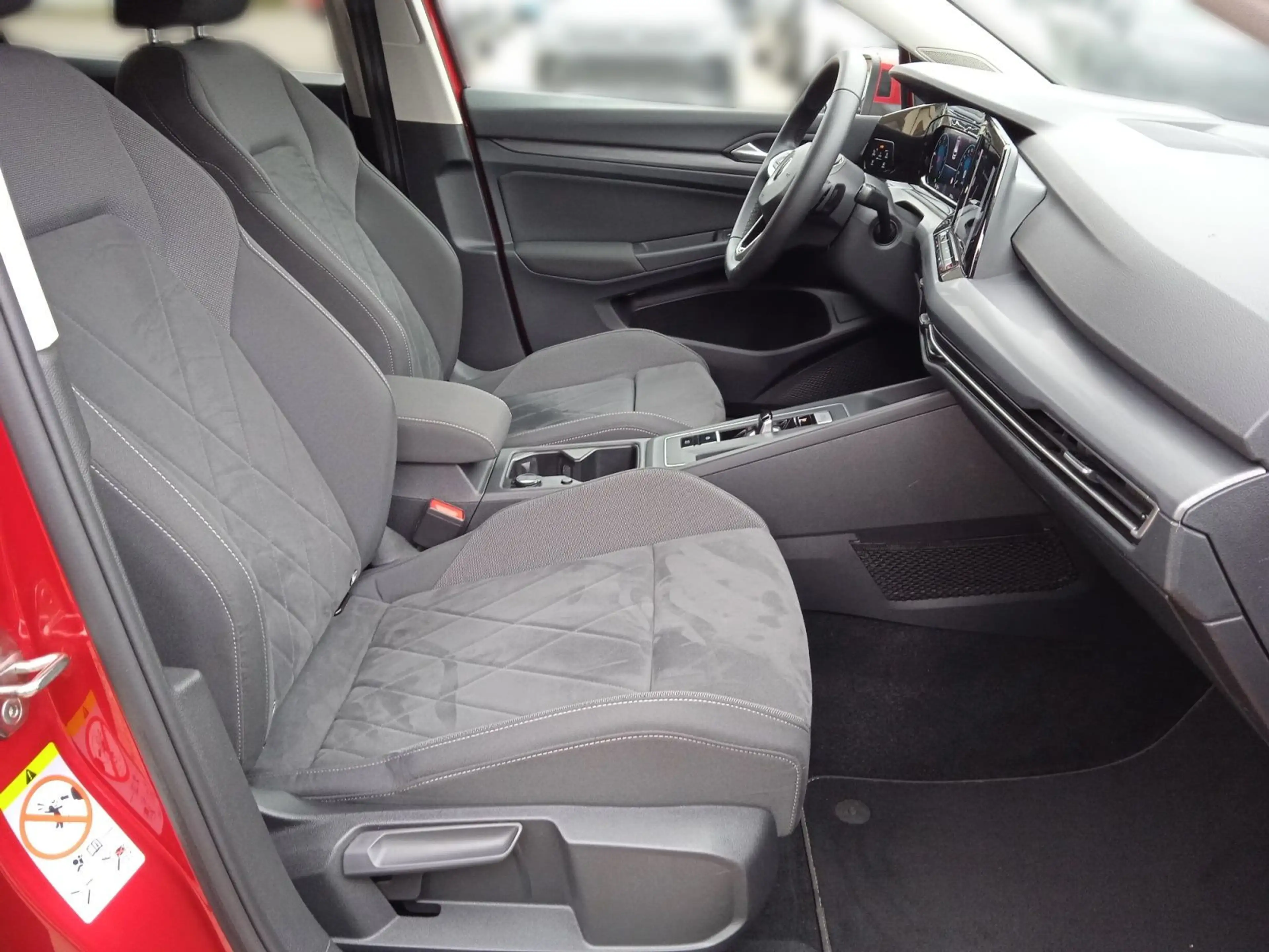Volkswagen Golf VIII Style 2.0 TDI DSG / Standh, Navi, LED+ — photo 16