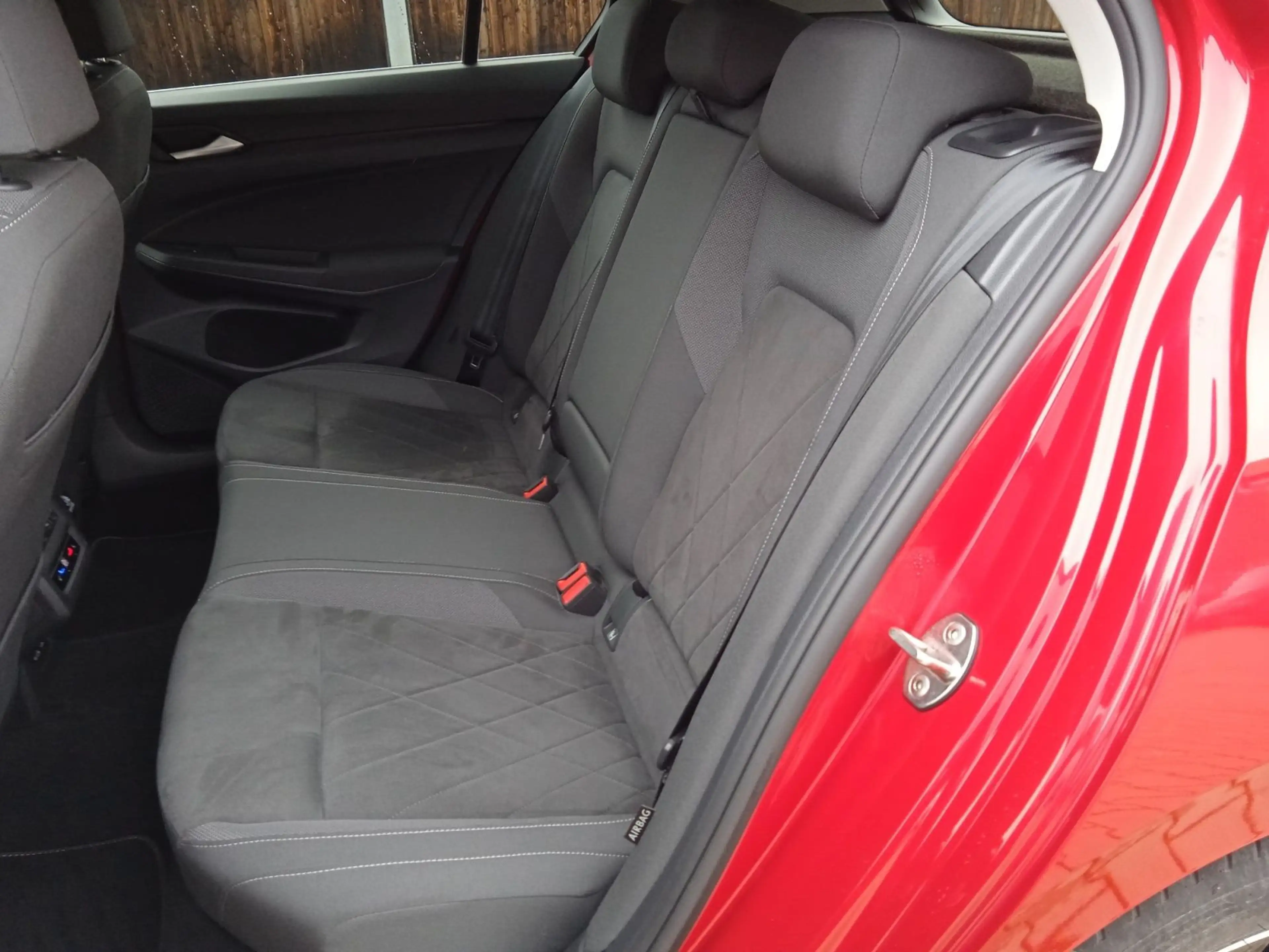 Volkswagen Golf VIII Style 2.0 TDI DSG / Standh, Navi, LED+ — photo 17