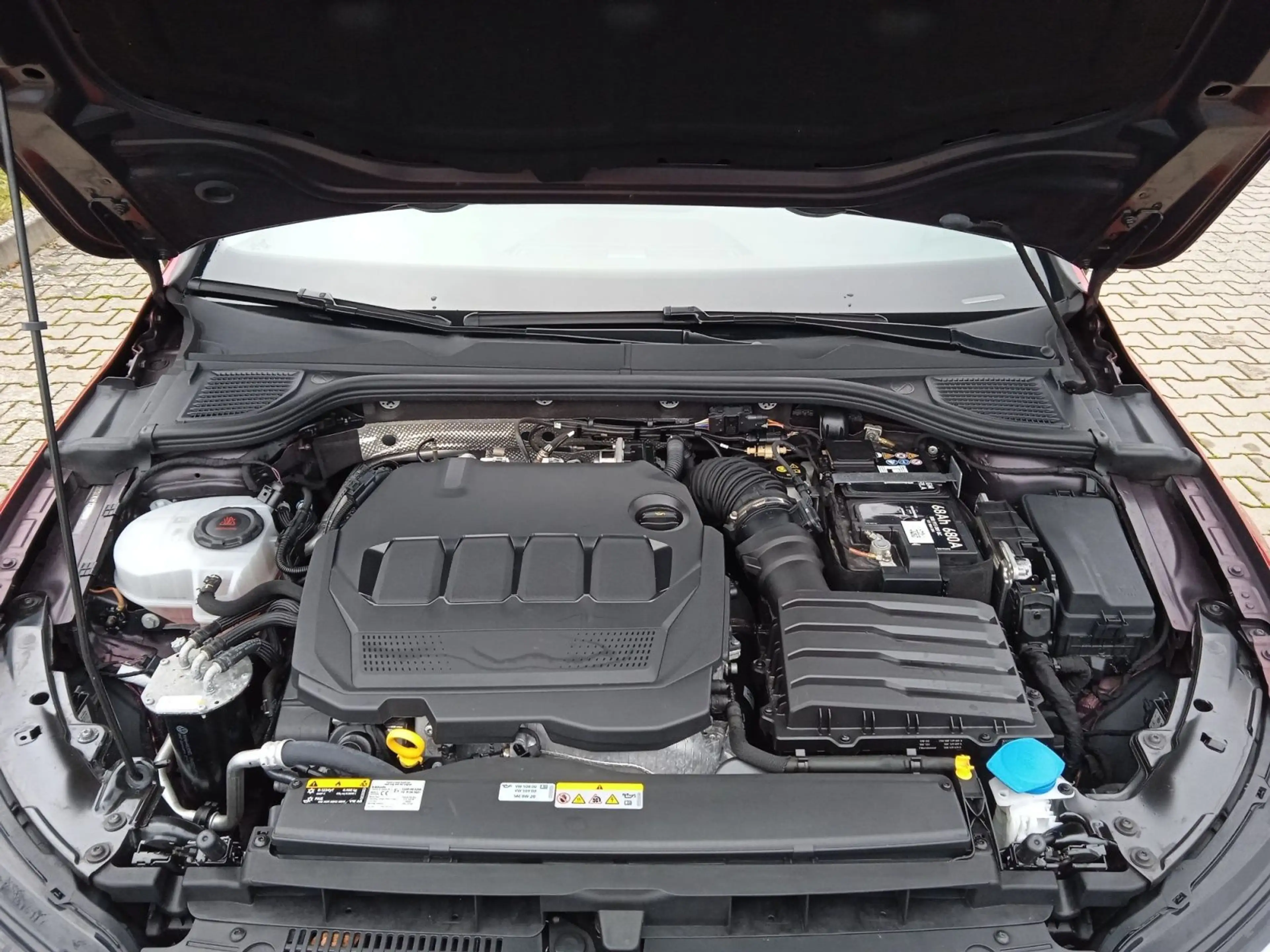 Volkswagen Golf VIII Style 2.0 TDI DSG / Standh, Navi, LED+ — photo 11