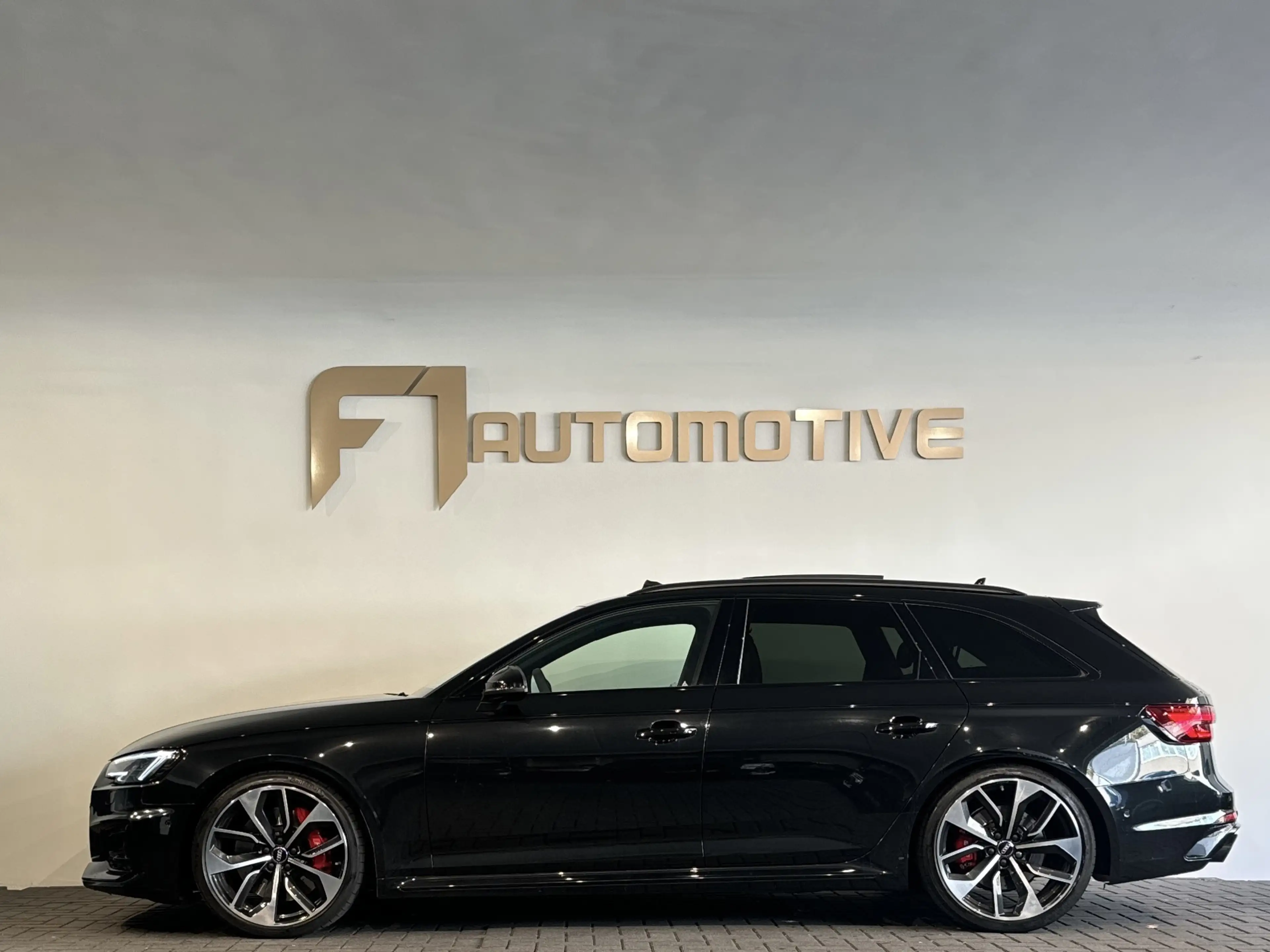 Audi RS4 2.9 TFSI Quattro Pro Line Plus Pano|HUD|B&O|360|VO — photo 7