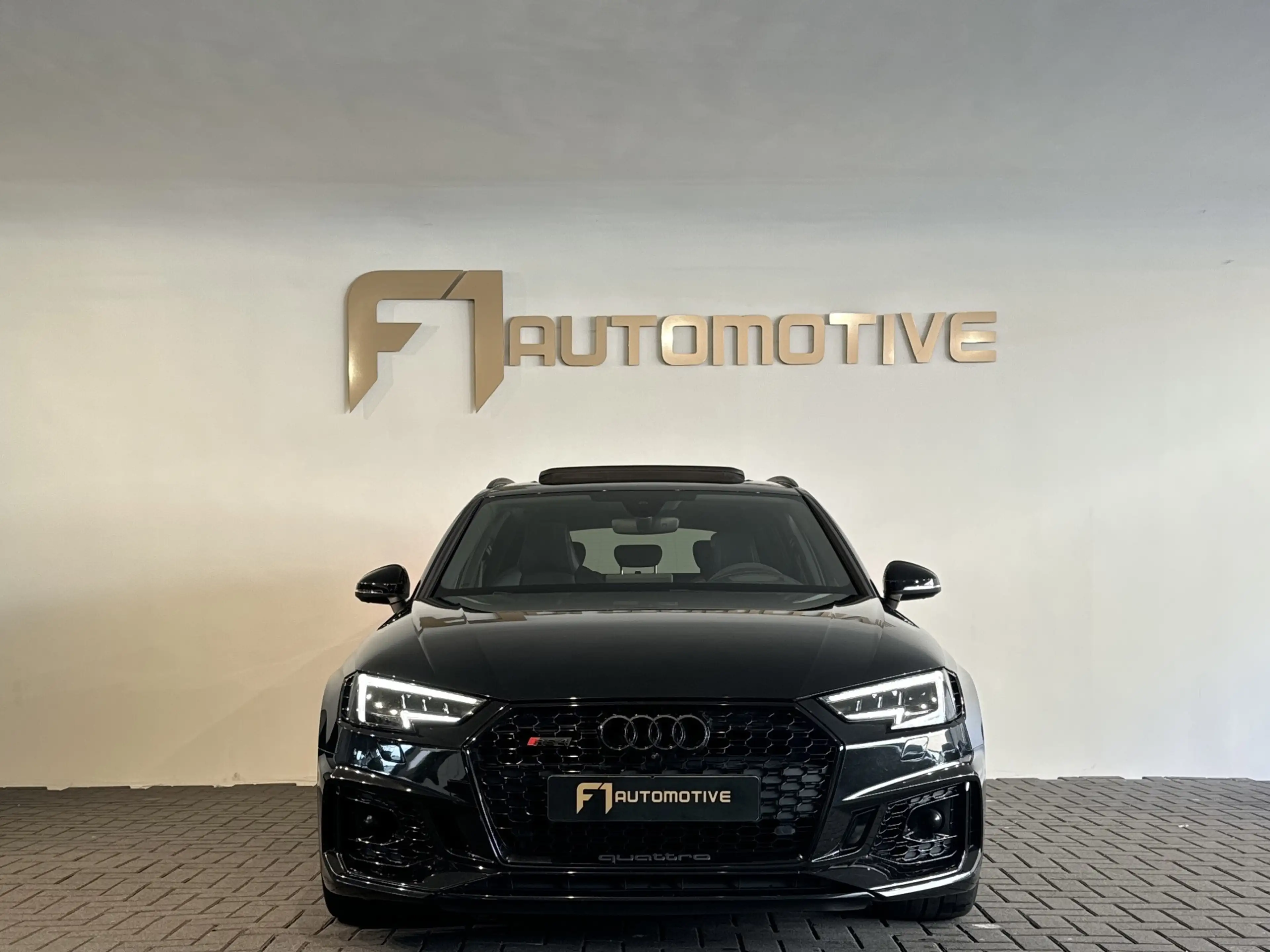 Audi RS4 2.9 TFSI Quattro Pro Line Plus Pano|HUD|B&O|360|VO — photo 2