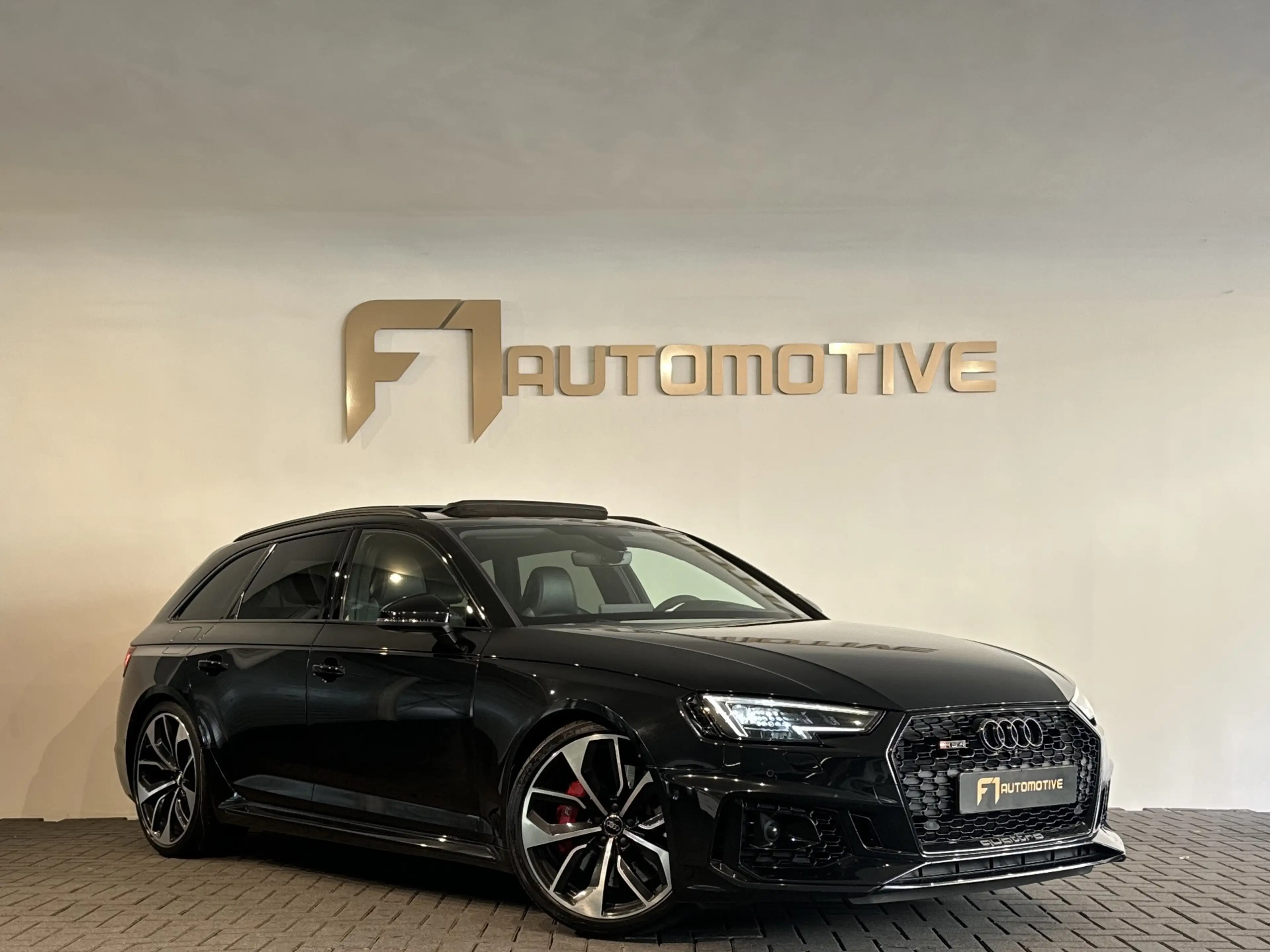 Audi RS4 2.9 TFSI Quattro Pro Line Plus Pano|HUD|B&O|360|VO — photo 3