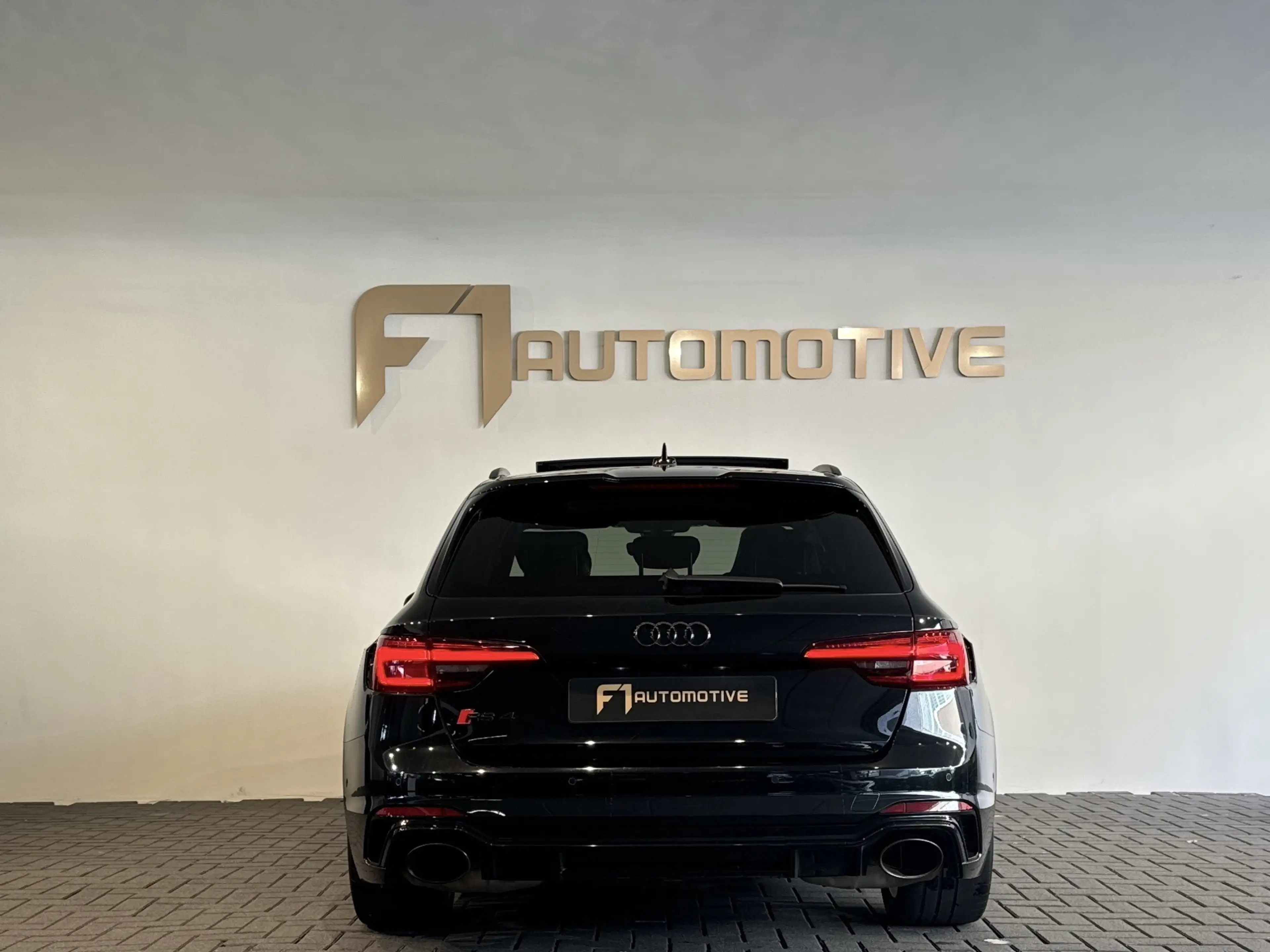 Audi RS4 2.9 TFSI Quattro Pro Line Plus Pano|HUD|B&O|360|VO — photo 5