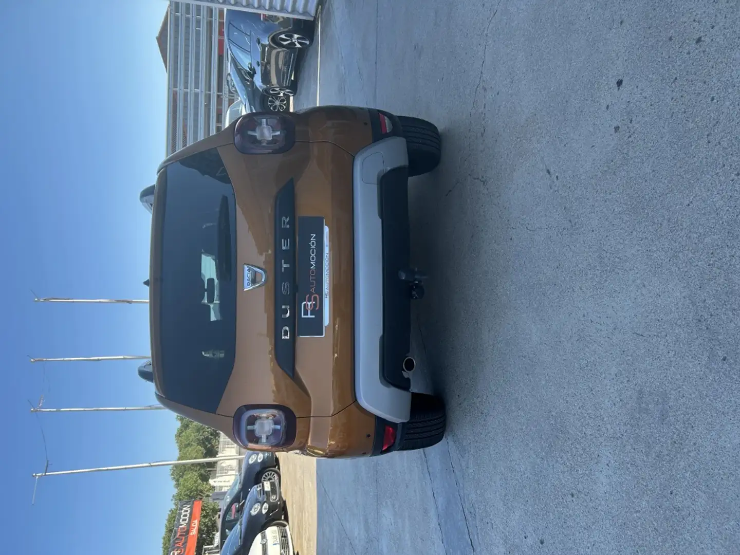 Dacia Duster TCE GPF Prestige 4x4 96kW Naranja - 1