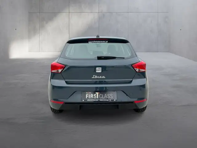 Seat Ibiza view 4