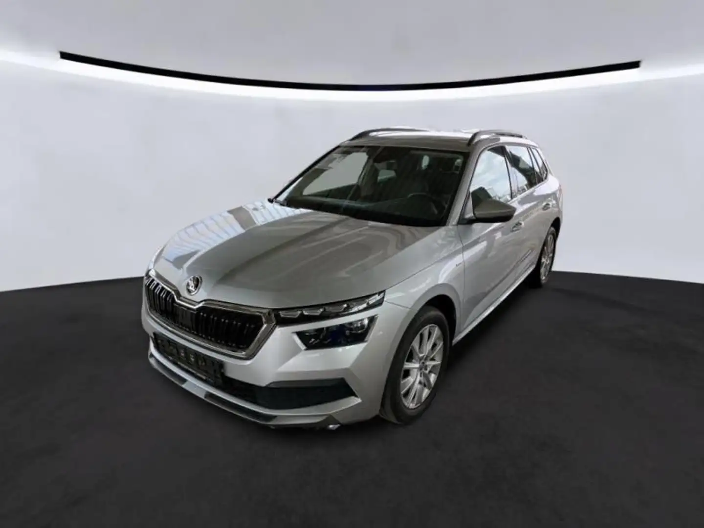 Skoda Kamiq 1.5 TSI DSG Clever Silber - 2