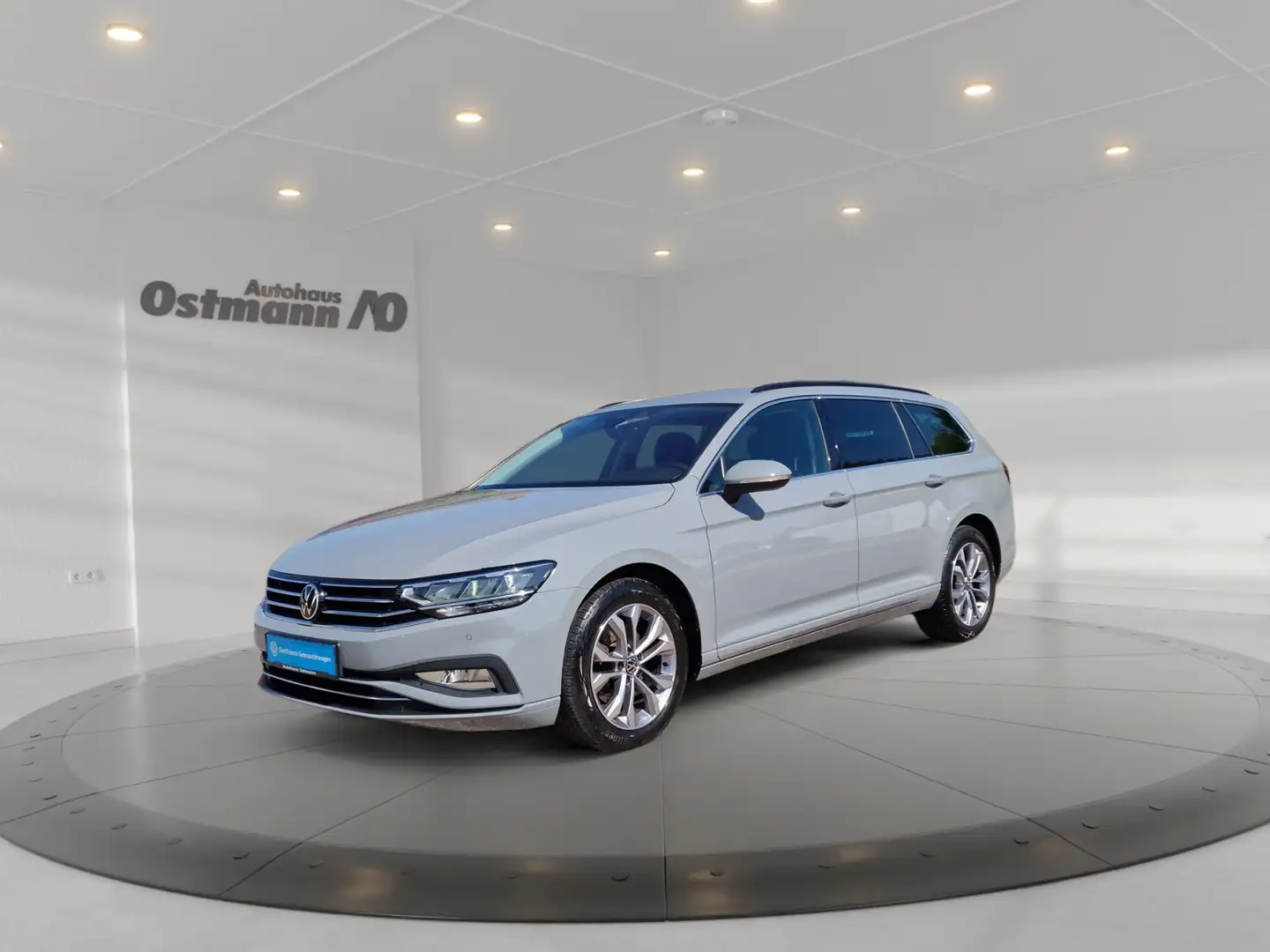 Volkswagen Passat Variant 2.0 TDI DSG Business AHK LED NAV Grau - 2