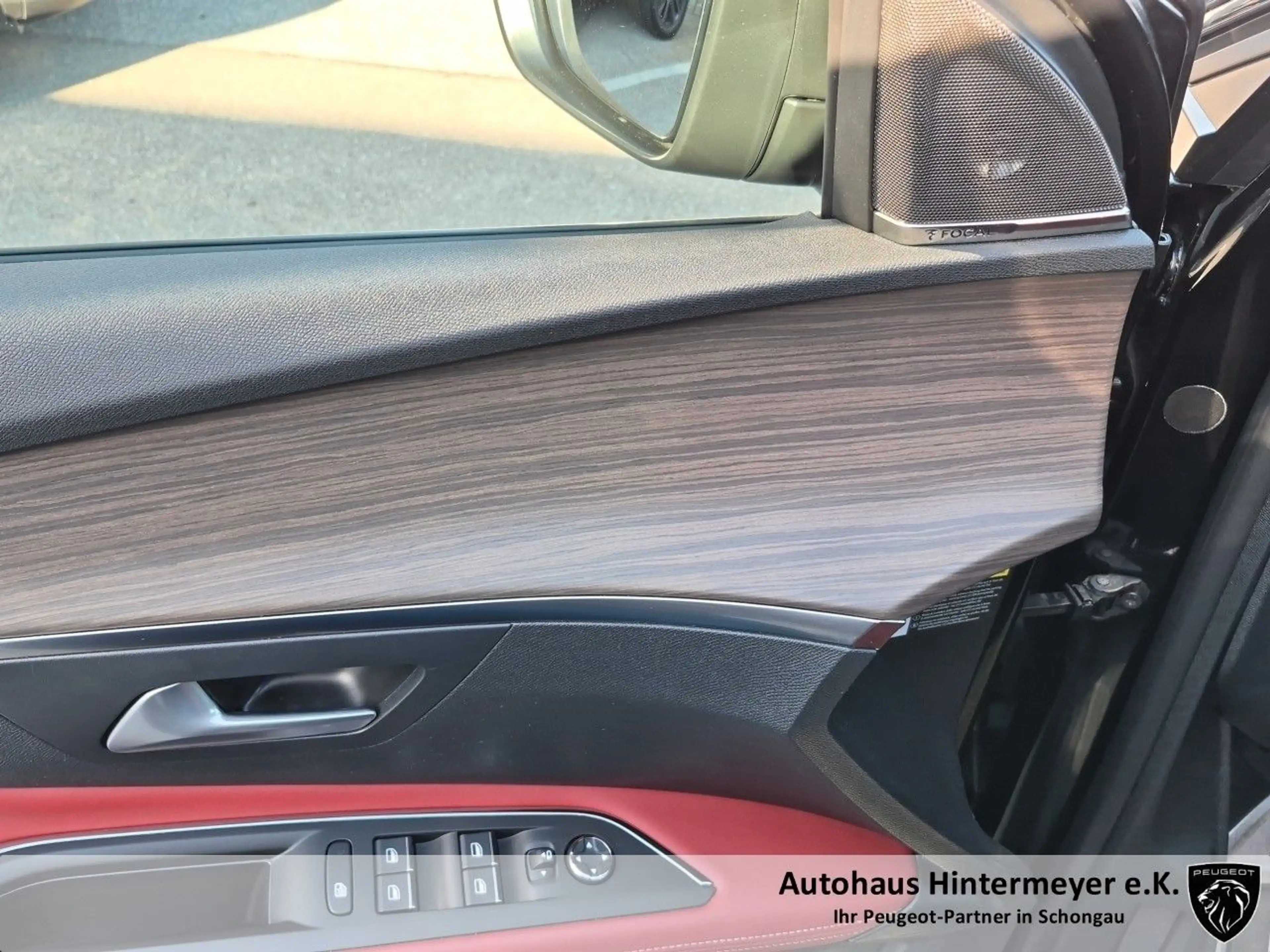 Peugeot 3008 Hybrid 225 GT — photo 15