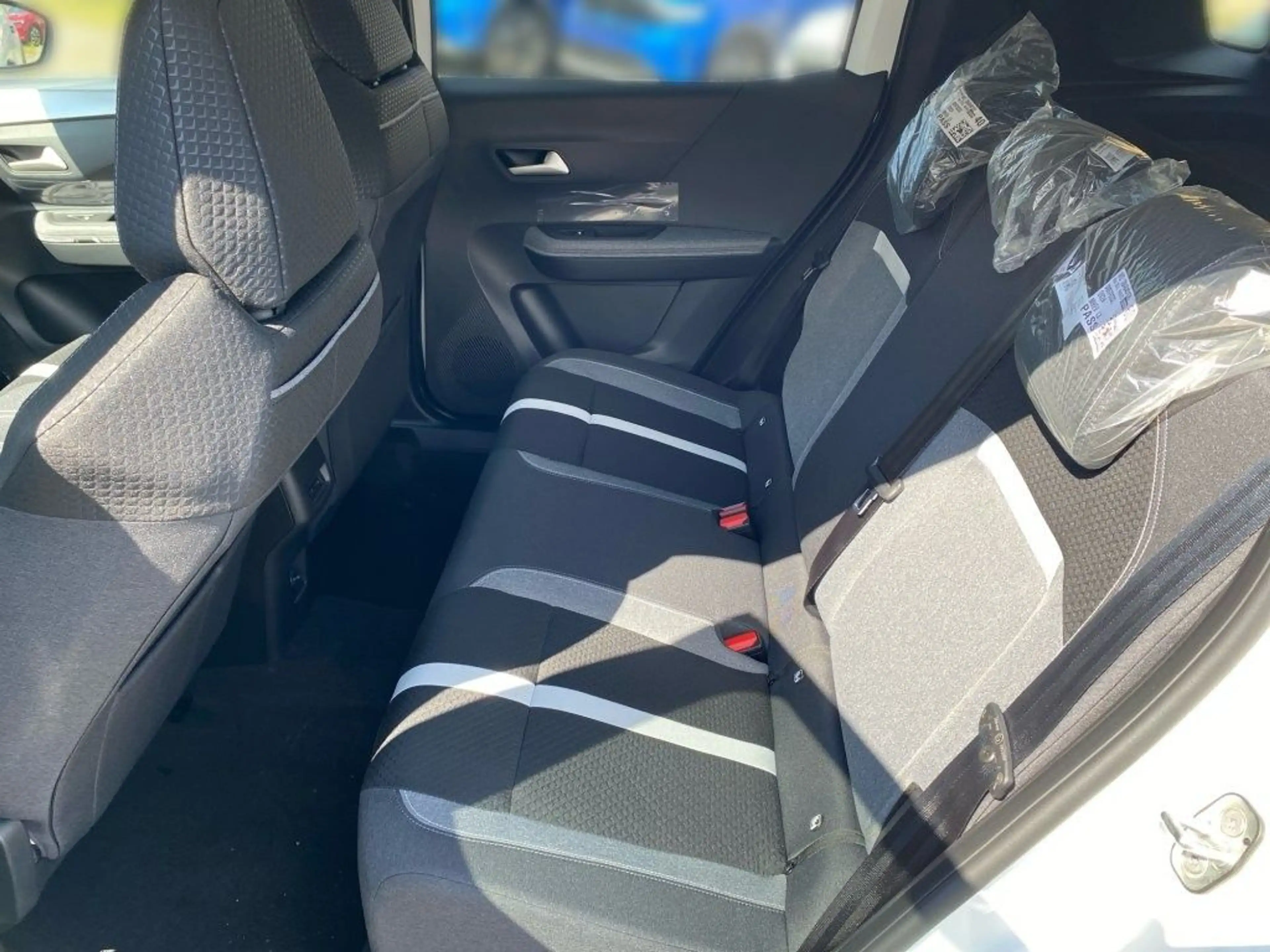 Opel Frontera Ultimate | Navi | LED | Winter-P. | PDC — photo 3
