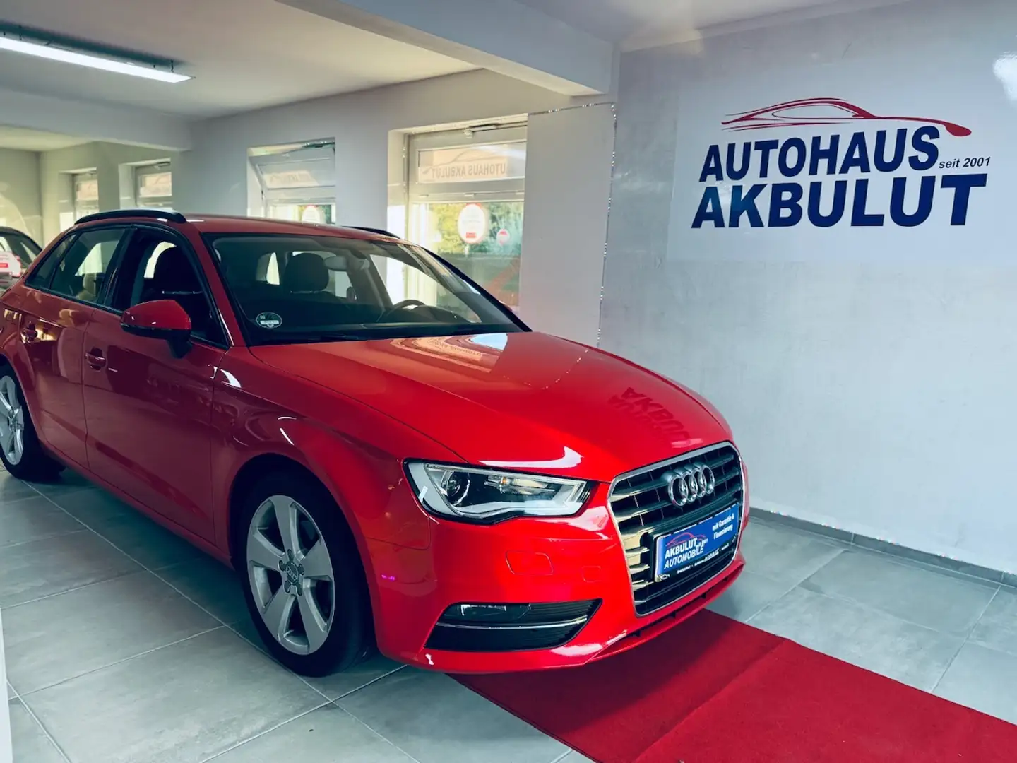 Audi A3 ambition*1.Hand+Finanzierung+Garantie+Inspektion* Rouge - 1