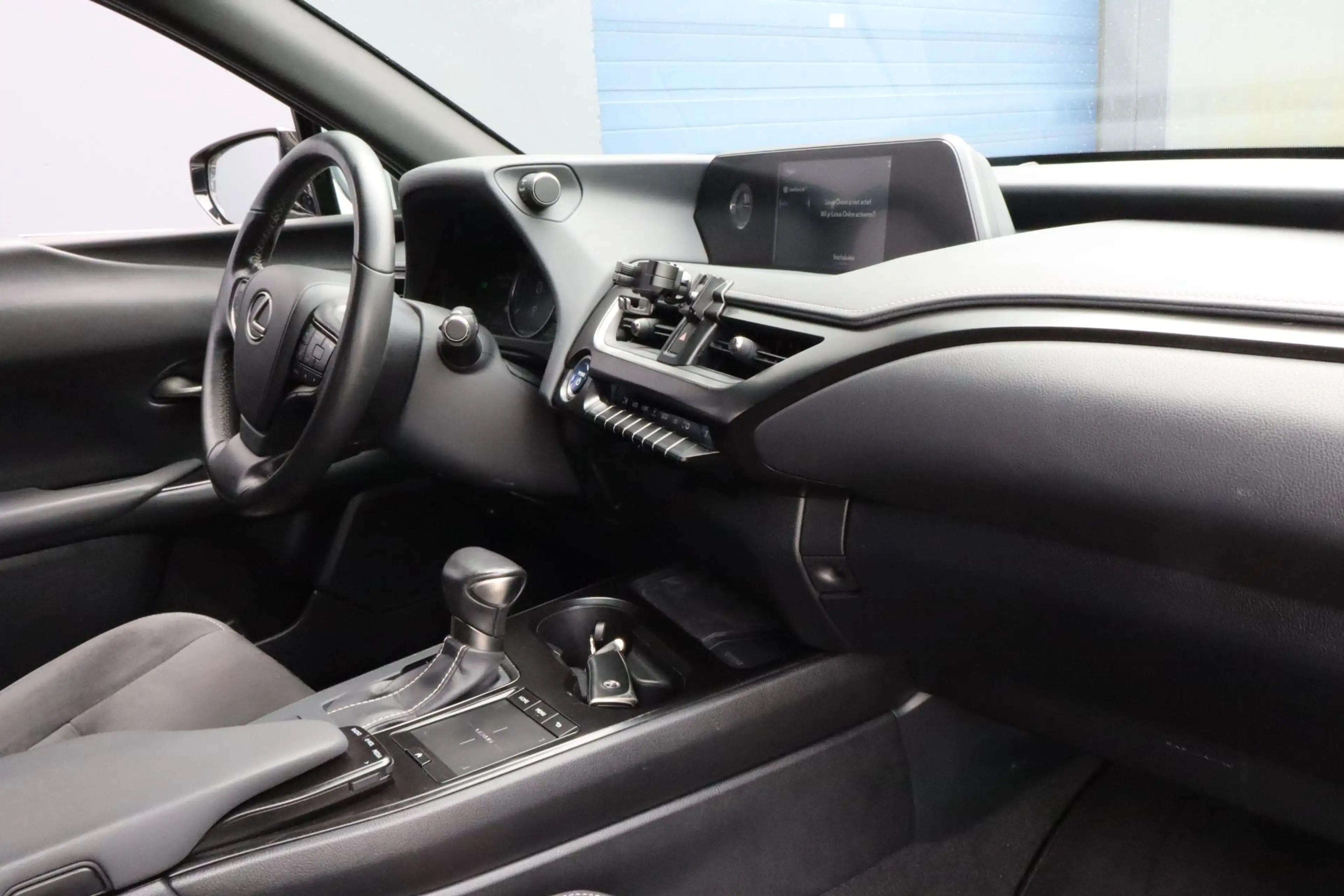 Lexus UX 250h F Sport First Edition | Achteruitrijcamera | 2 Eig — photo 11