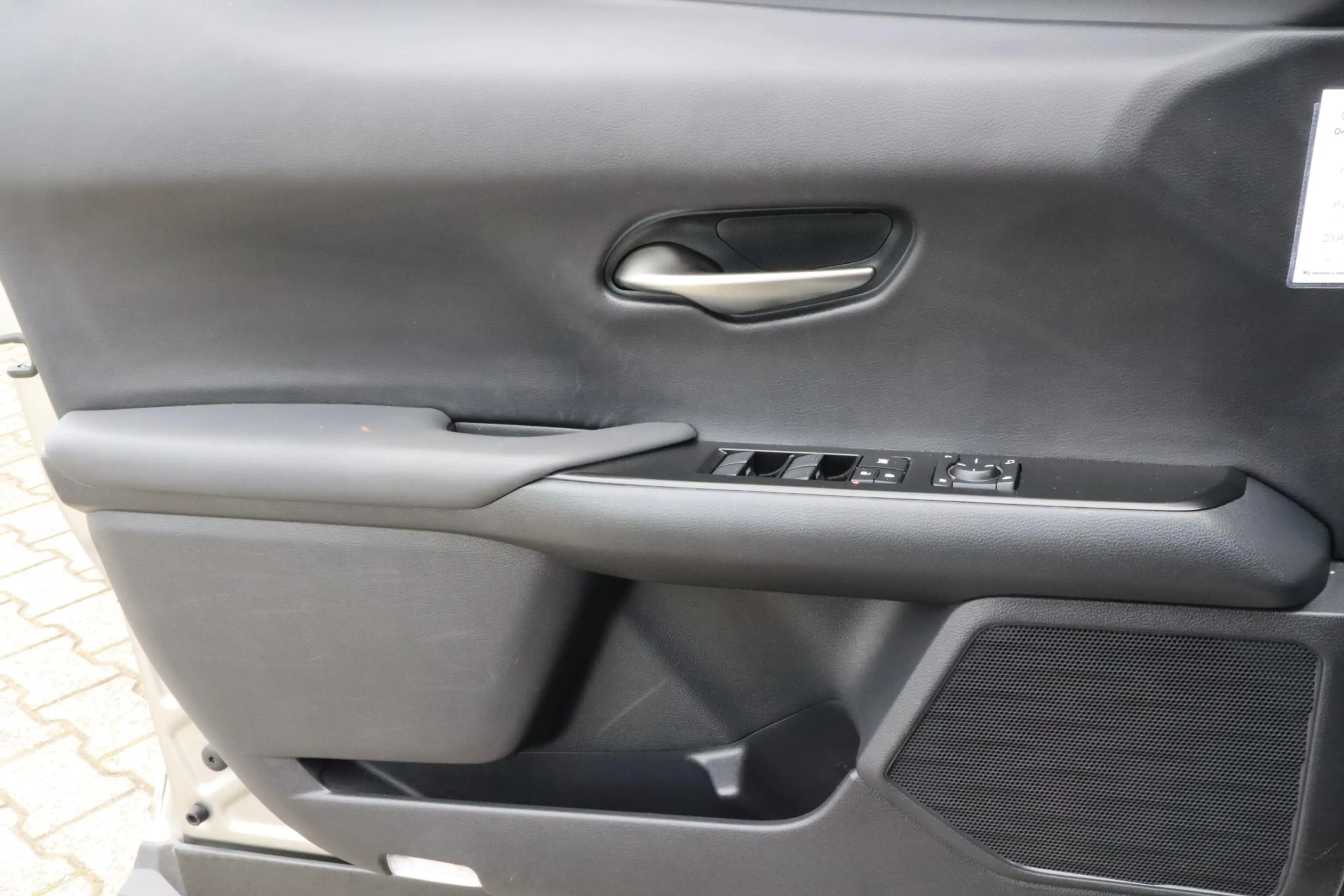 Lexus UX 250h F Sport First Edition | Achteruitrijcamera | 2 Eig — photo 25