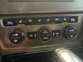 Volkswagen Golf VII 2.0 TDI  Fahrassist+AUT+PTS+SHZ Schwarz - thumbnail 6