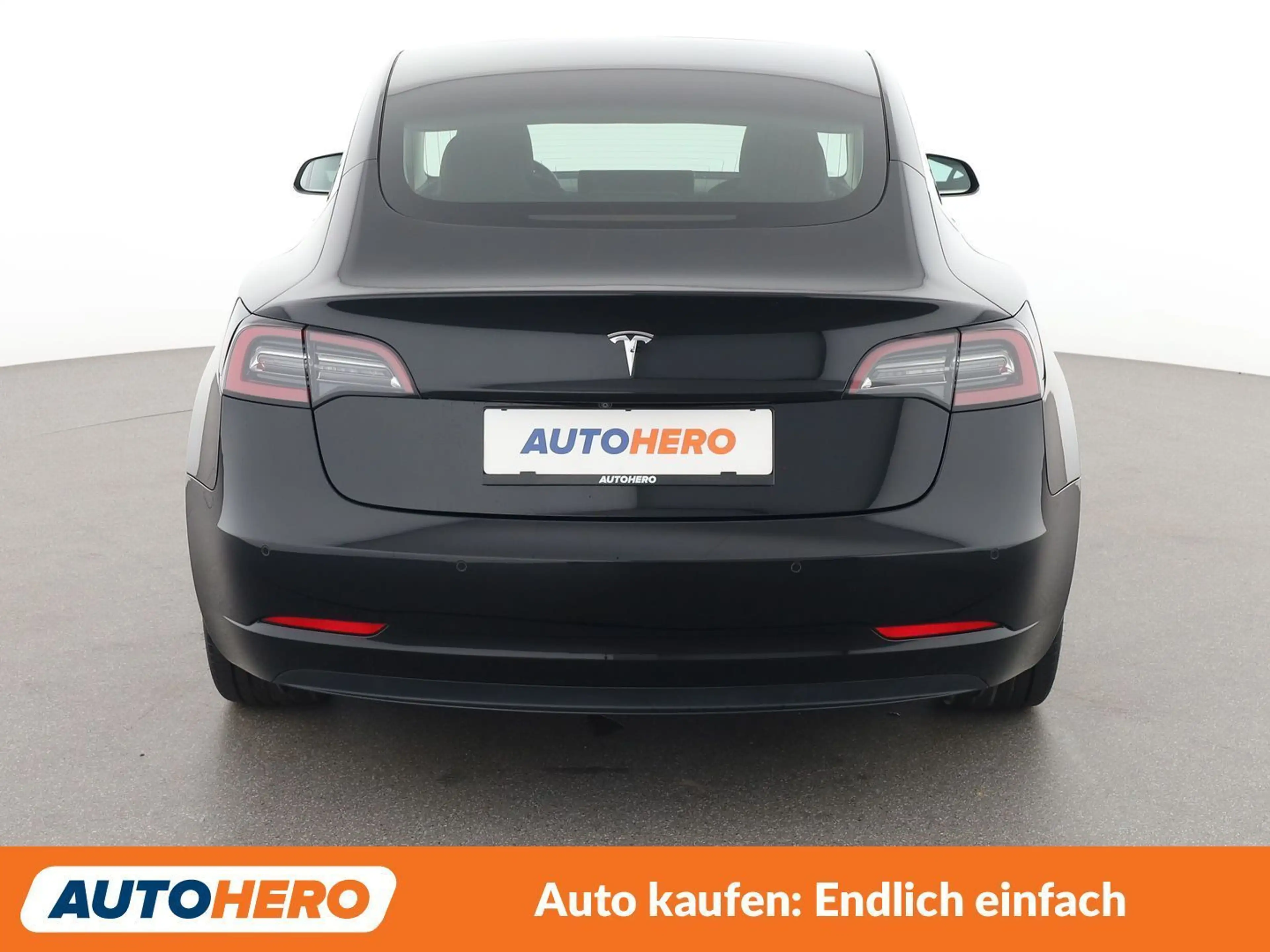 Tesla Model 3 Standard Range Plus — photo 5