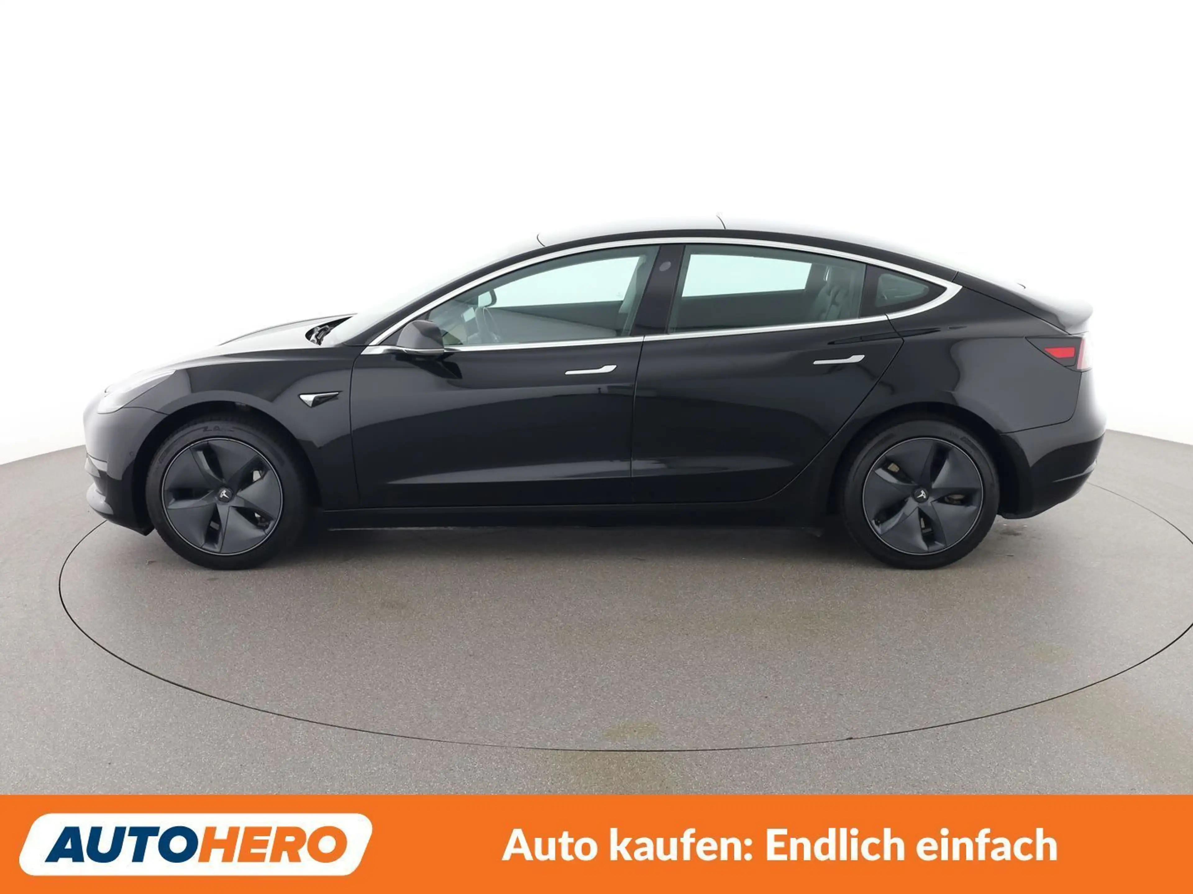 Tesla Model 3 Standard Range Plus — photo 3