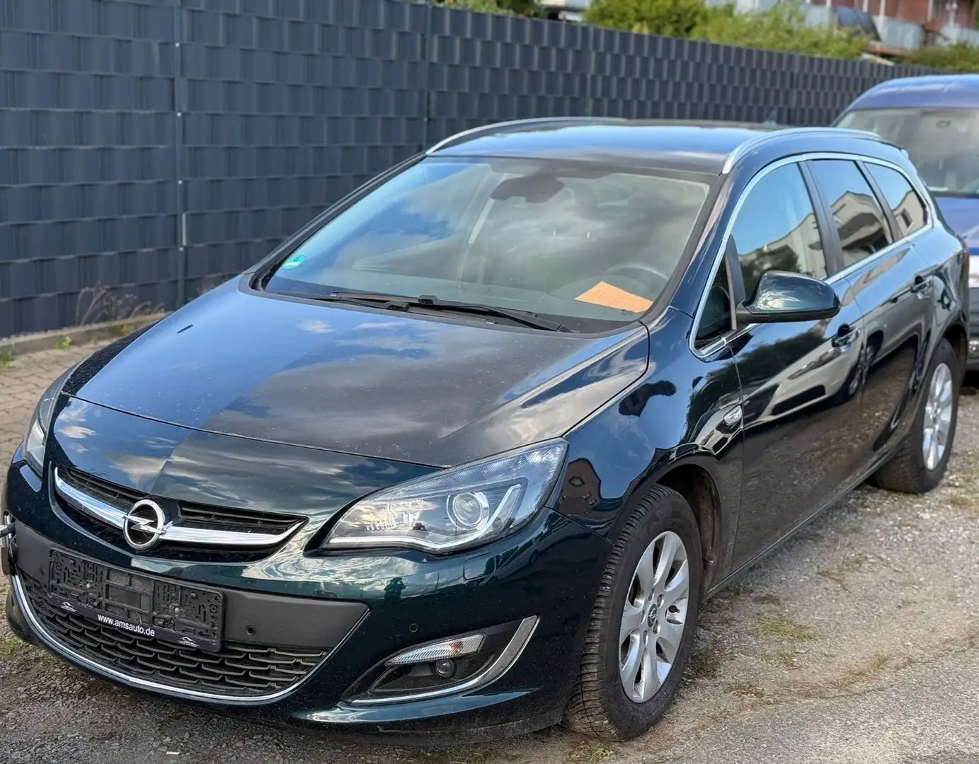 Opel Astra J Sports Tourer Exklusiv Business Premium Vert - 1