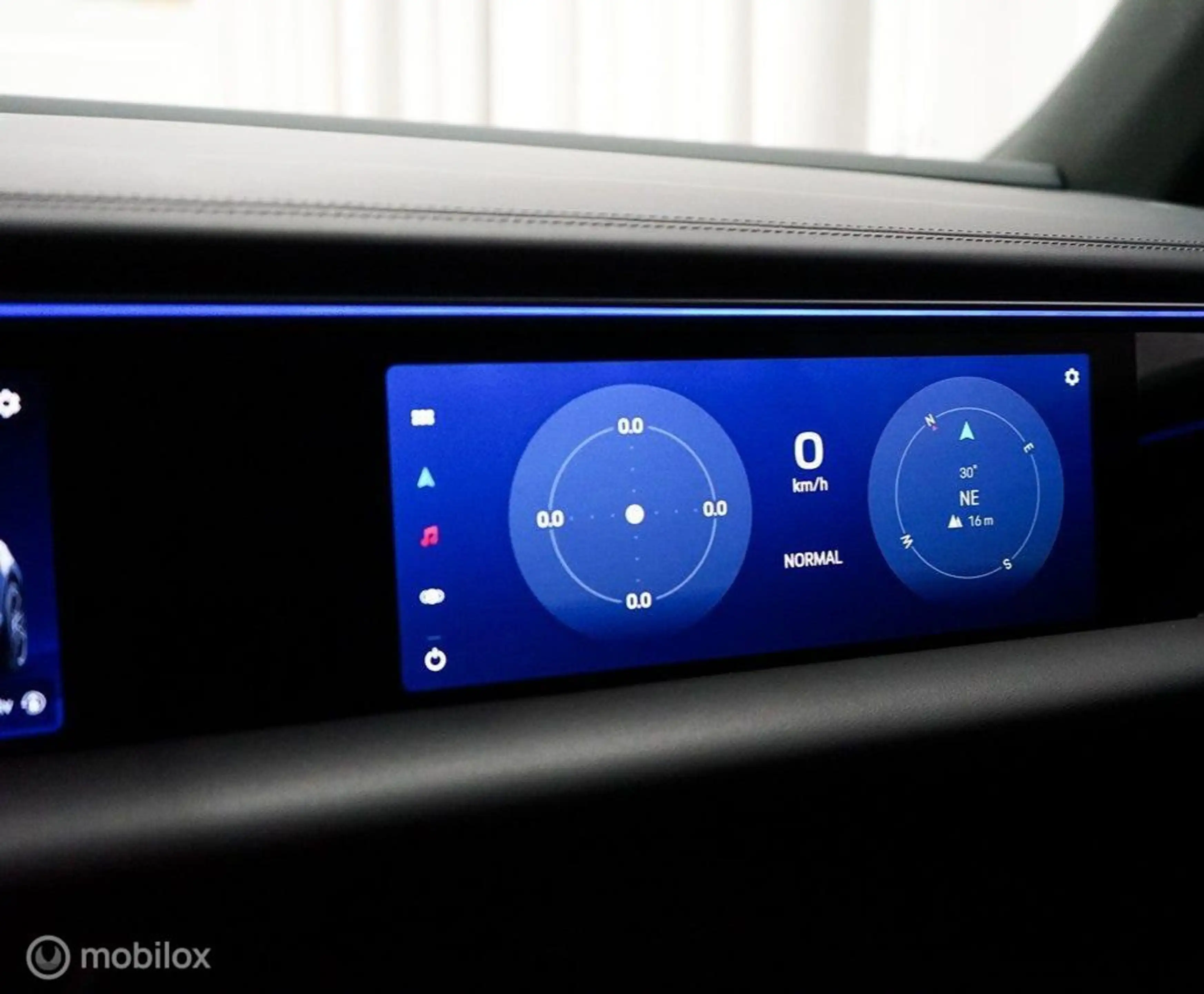 Porsche Macan 4 S 100 kWh, luchtv, 4WS, pano, trekhaak — photo 25