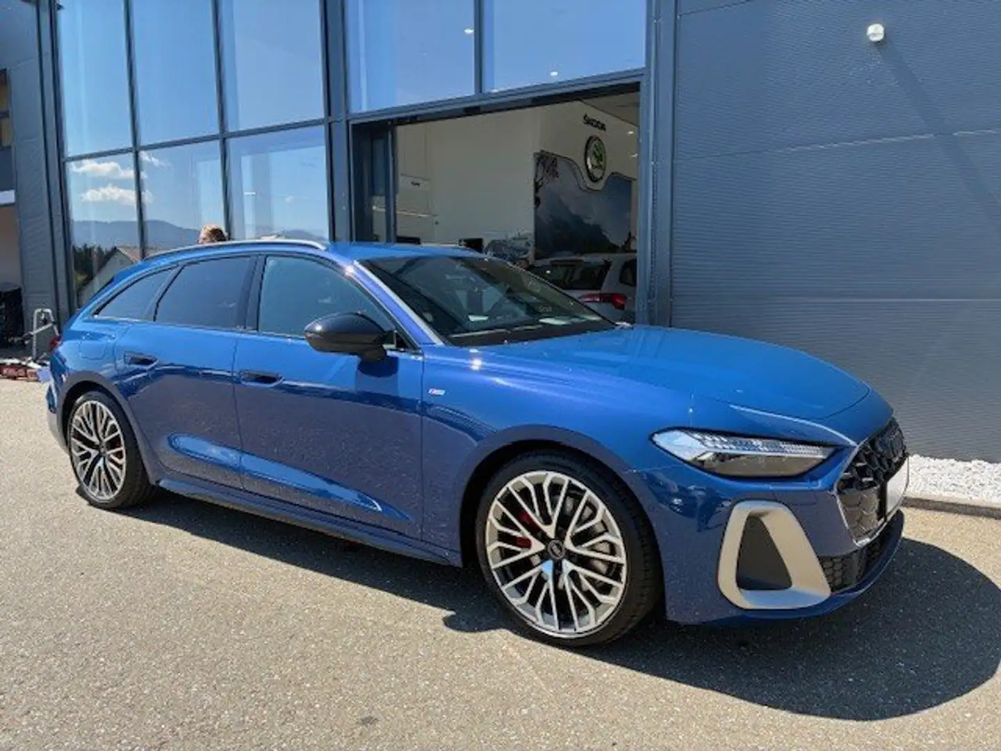 Audi A5 TDI quattro 150 kW edition one Blau - 2