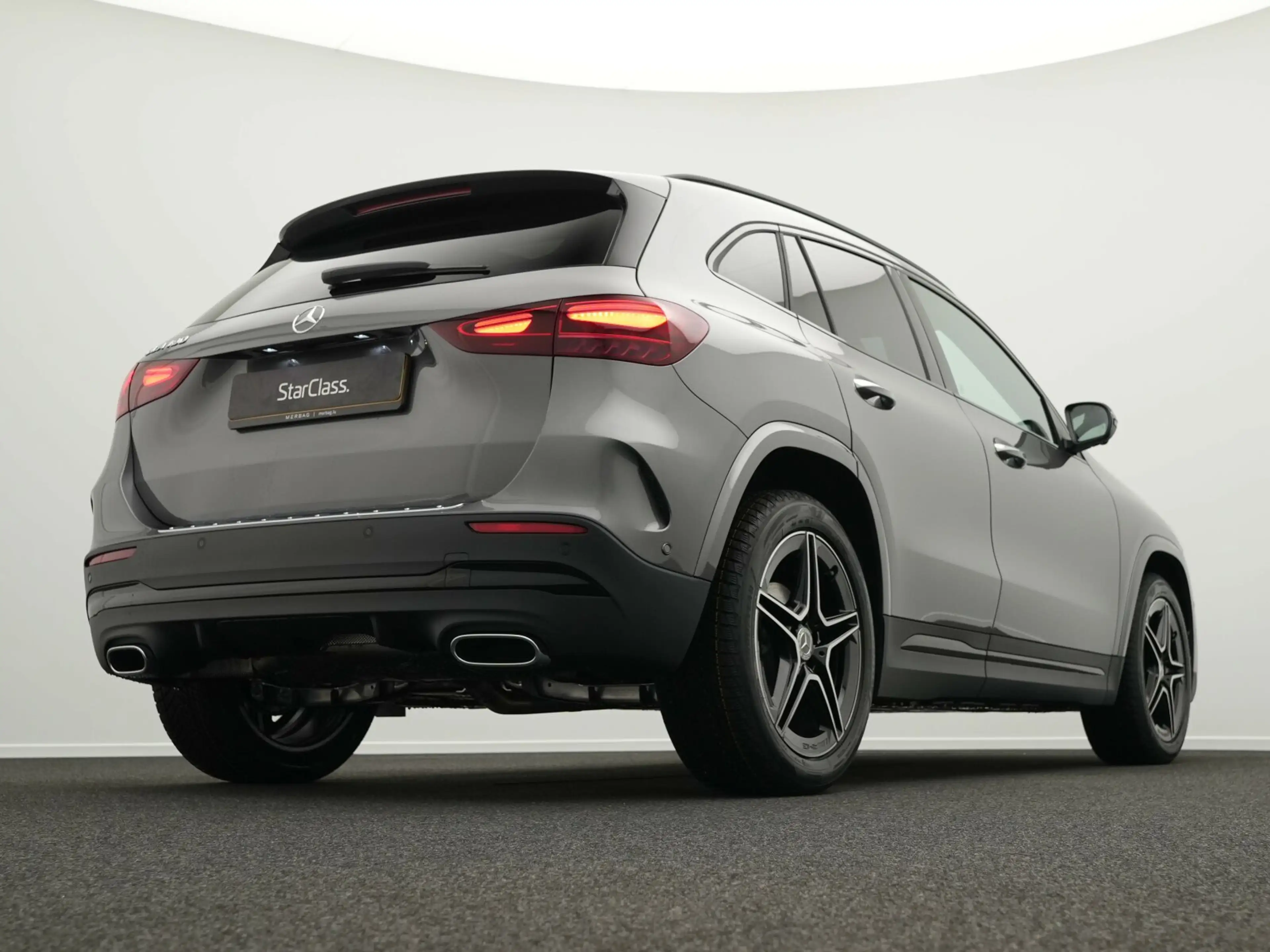 Mercedes-Benz GLA 180 GLA 180  AMG Line Navi/Pano.-Dach/Keyless-Go/Klima — photo 11