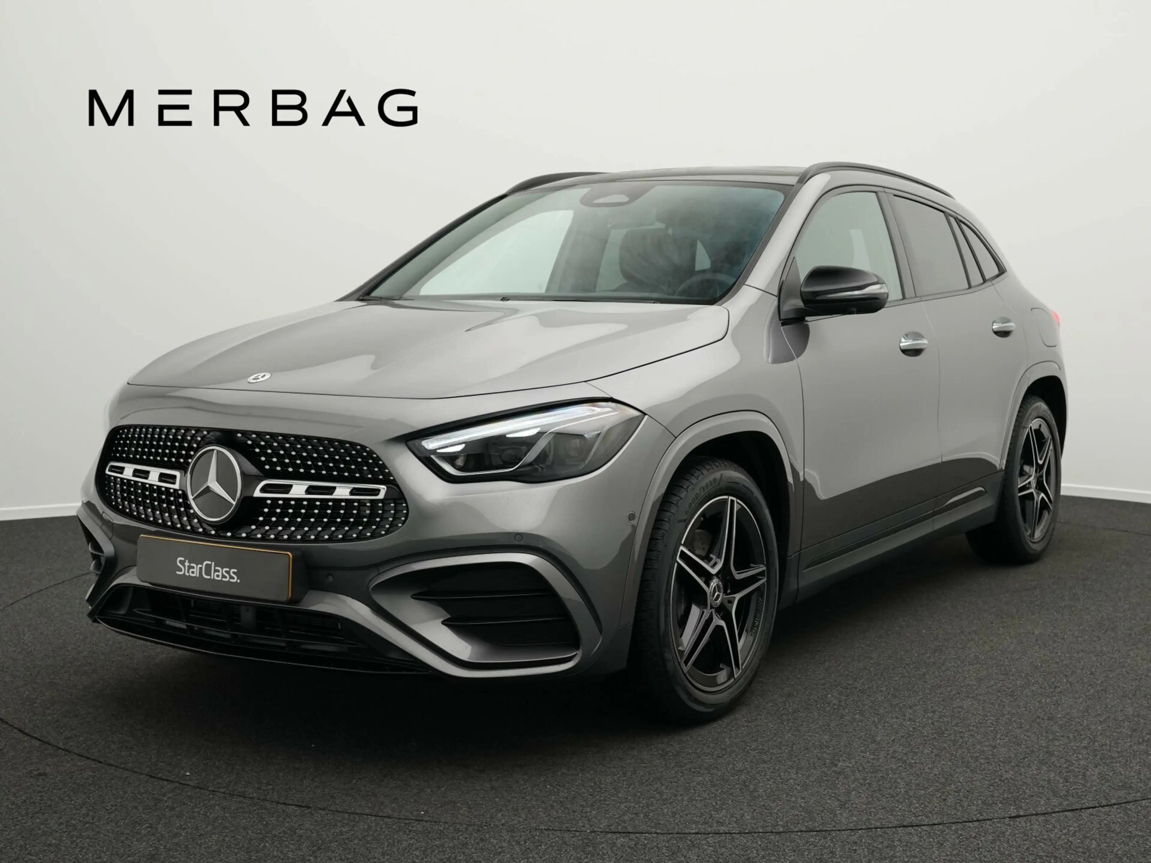Mercedes-Benz GLA 180 GLA 180  AMG Line Navi/Pano.-Dach/Keyless-Go/Klima