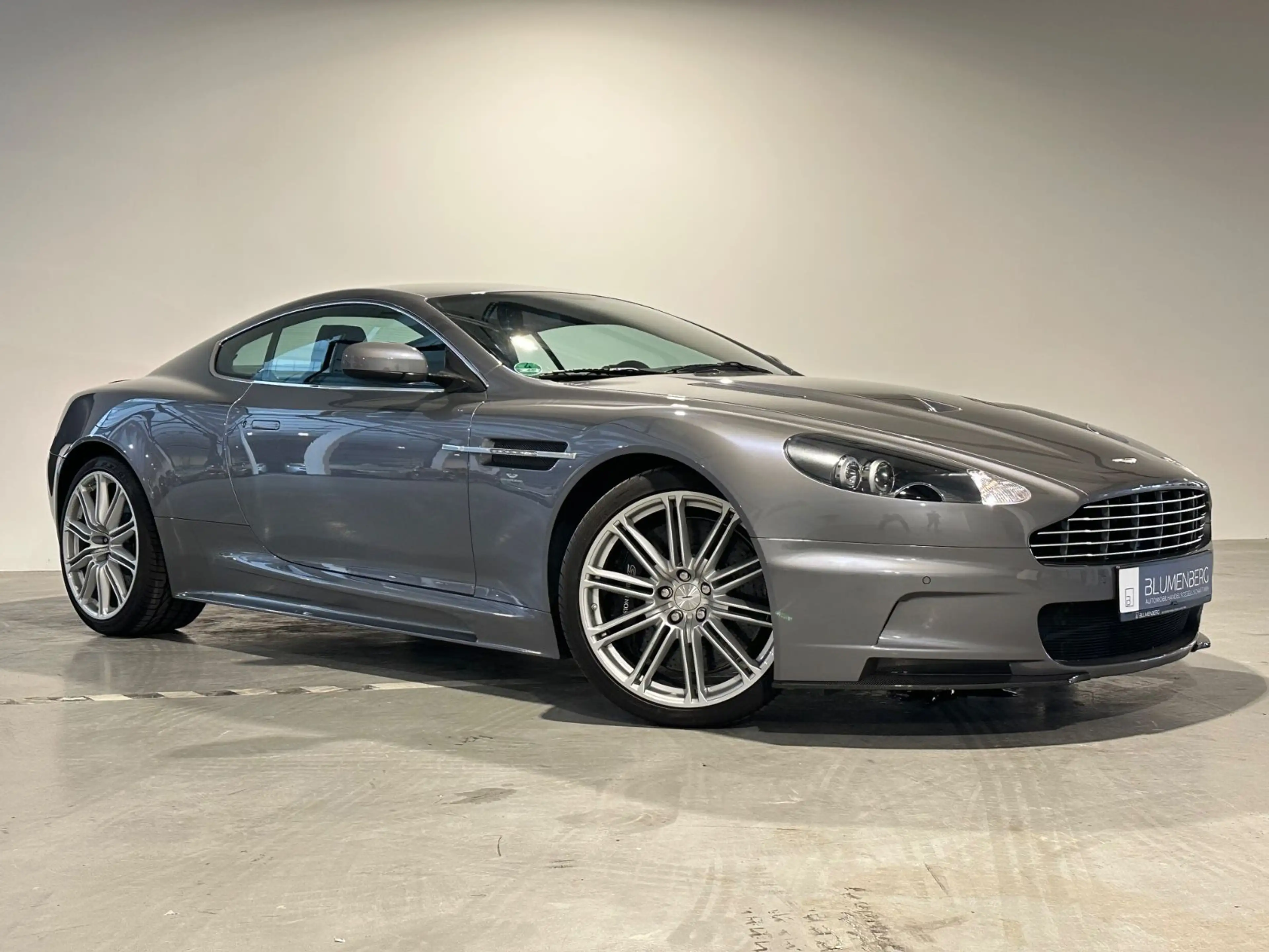 Aston Martin DBS 5.9 V12*Casino Royale,Carbon,Keram.,Schalter — photo 2