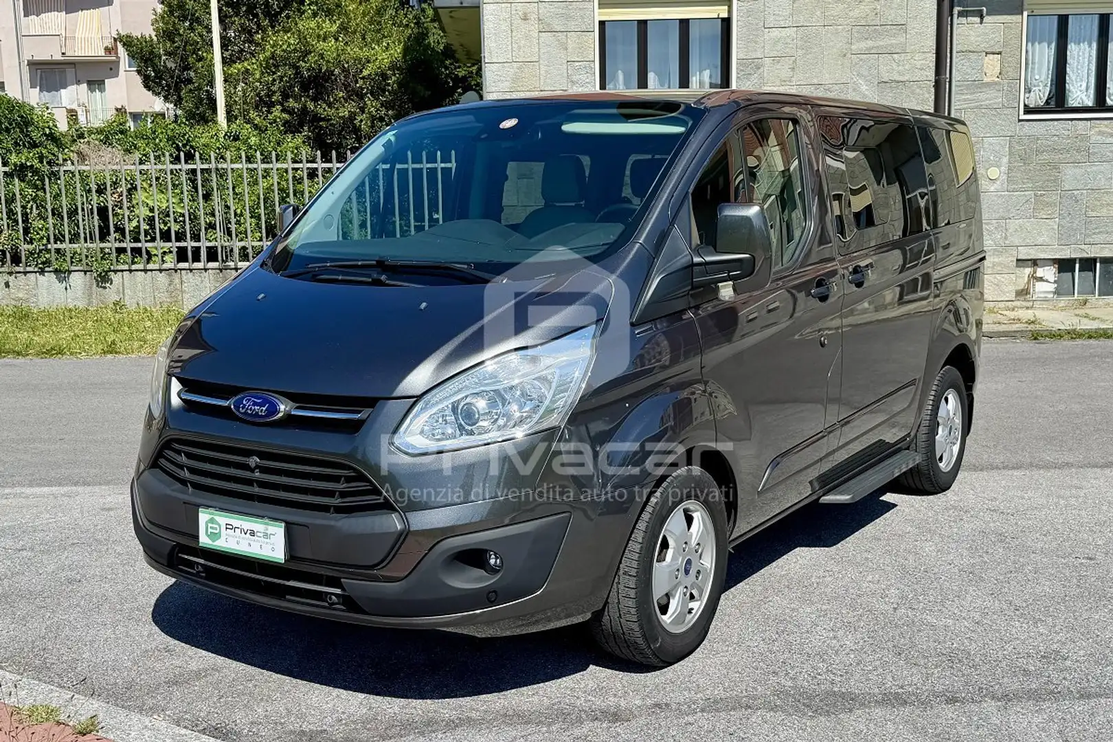 Ford Tourneo Custom Tourneo Custom 310 2.0 TDCi 170CV aut. PC Titanium Plateado - 1