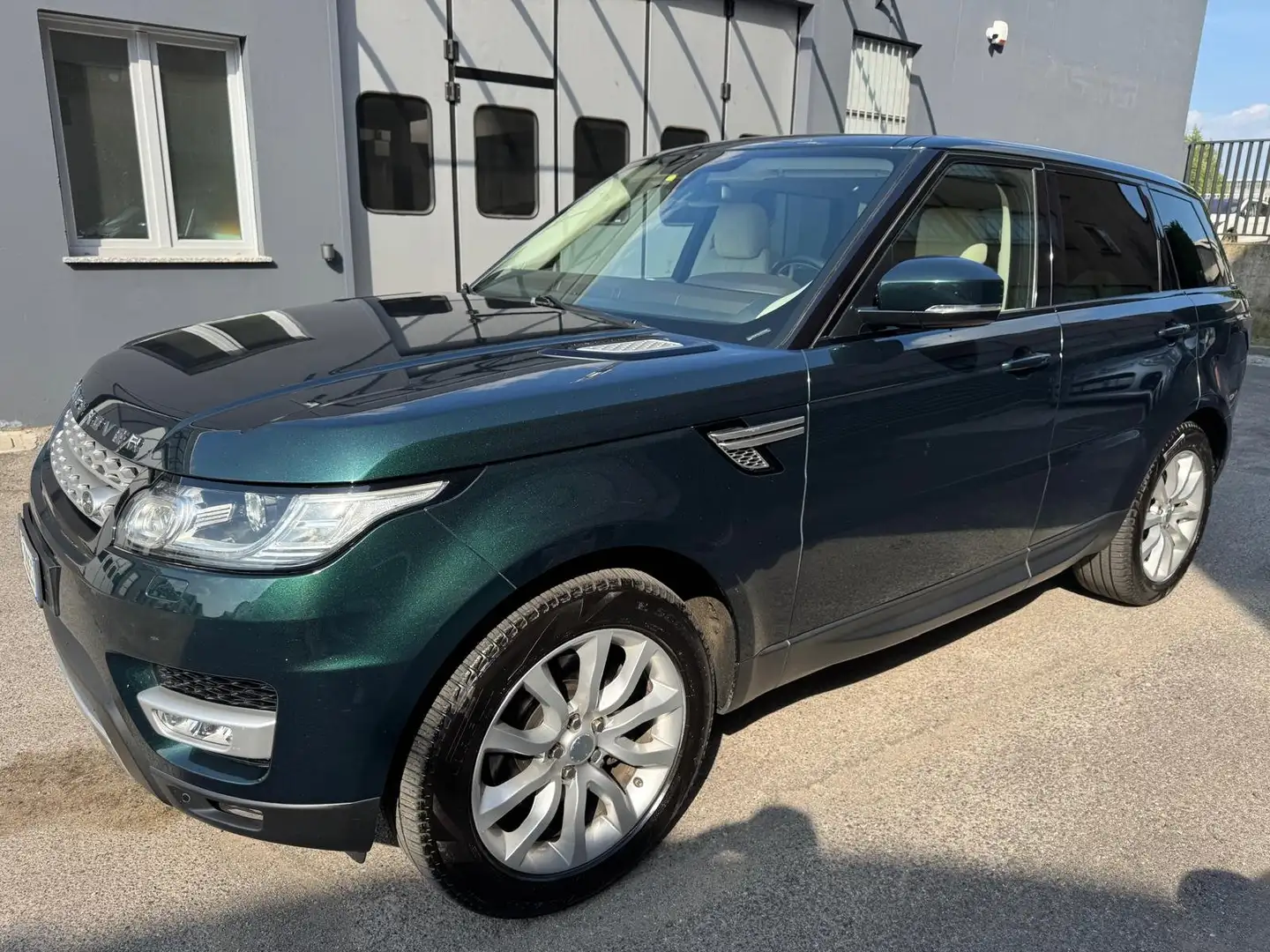Land Rover Range Rover Sport 3.0 tdV6 HSE auto*EURO5*FULL OPTIONAL - 1