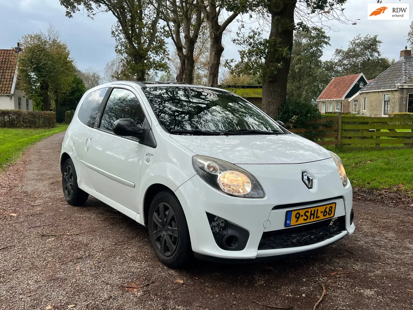 Renault Twingo 1.2-16V Dynamique | Pano + Night & Day Nu € 1.250, Wit - 1